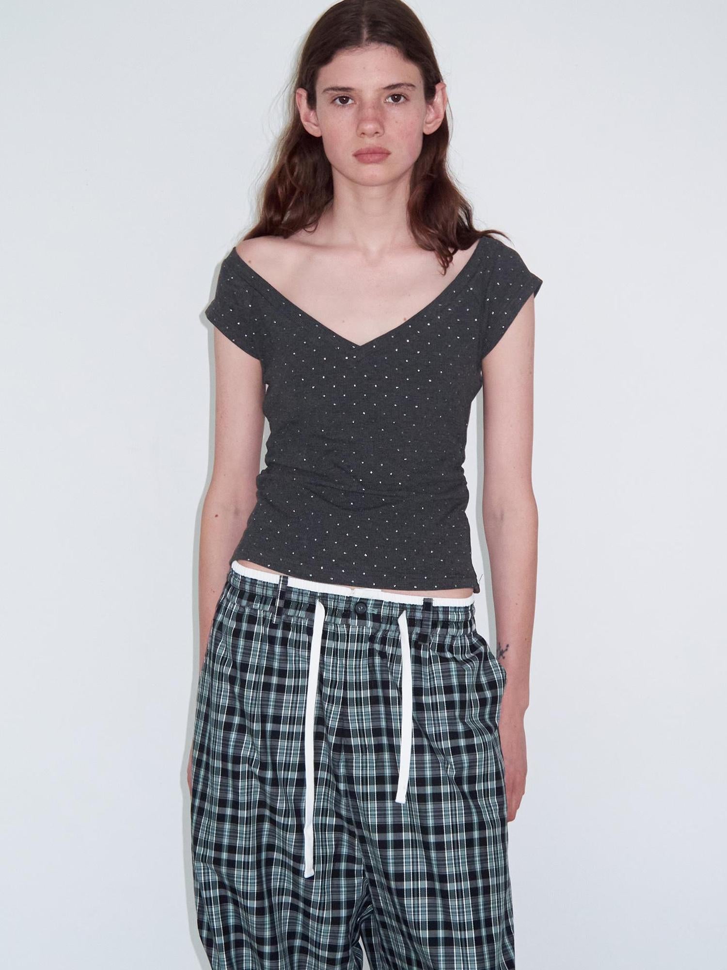 Delivery V-Neck Cropped Tee with Ruffle Sleeves Rhinestone