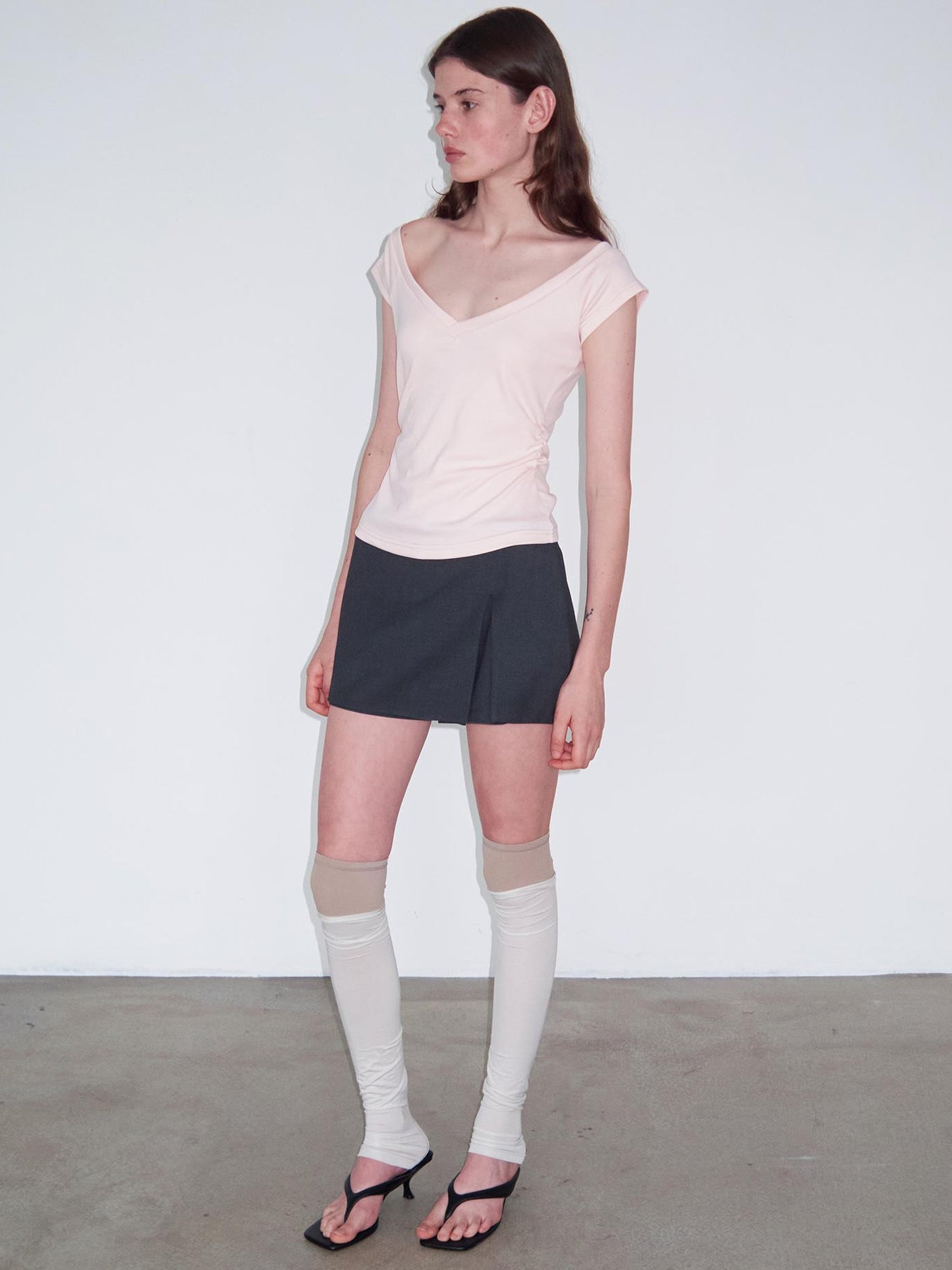 Delivery V-Neck Cropped Tee with Ruffle Sleeves Rhinestone