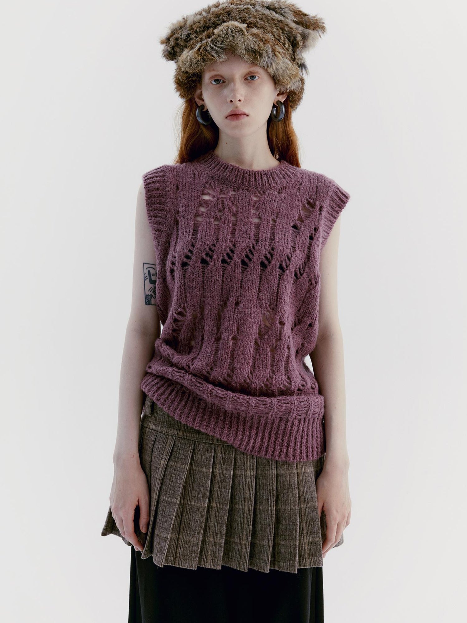 Delivery V-Neck Grape Purple Cutout Mohair Wool Vest