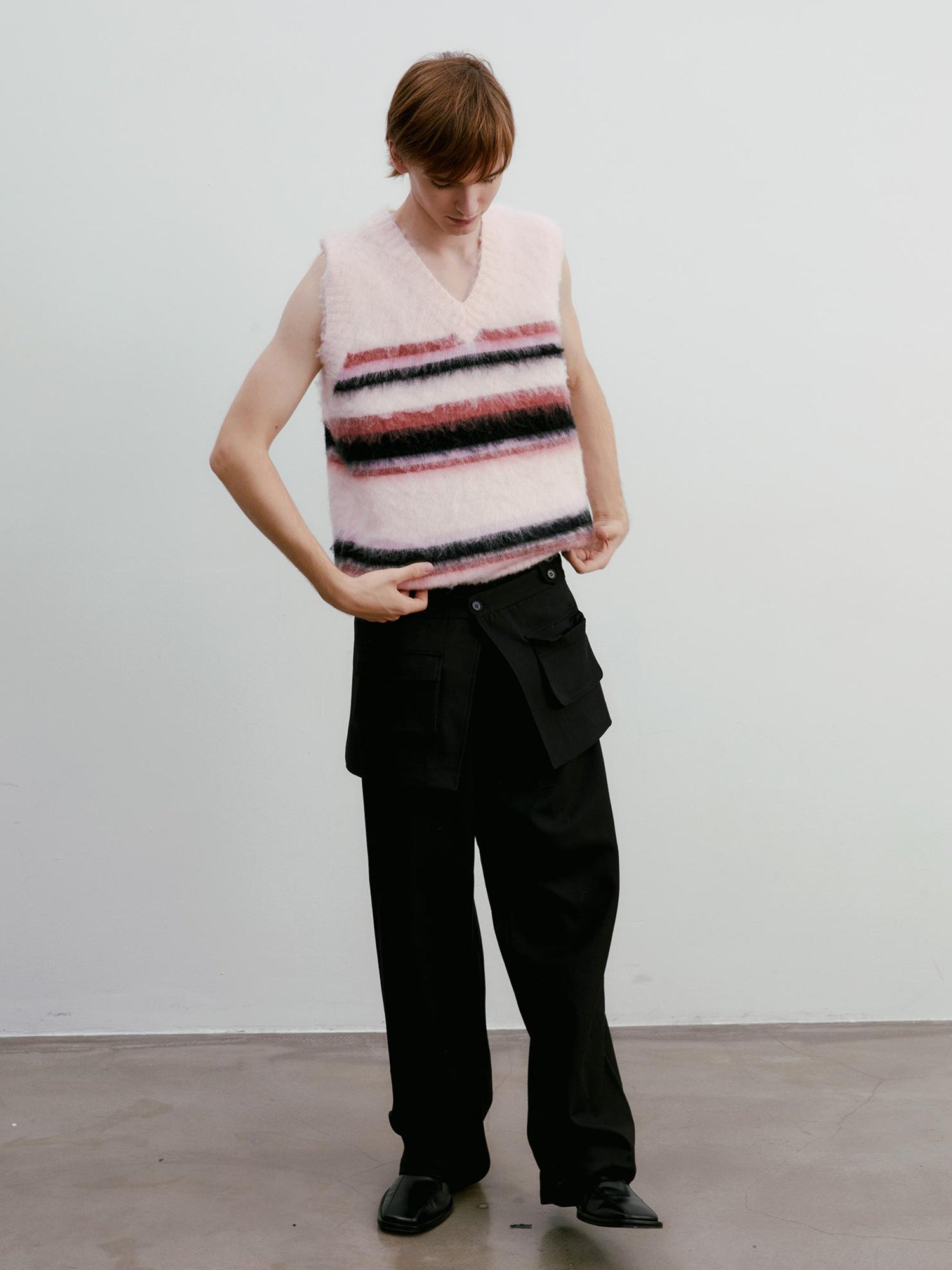 Delivery V-neck Cable Knit Wool Vest In Pale Pink Stripes