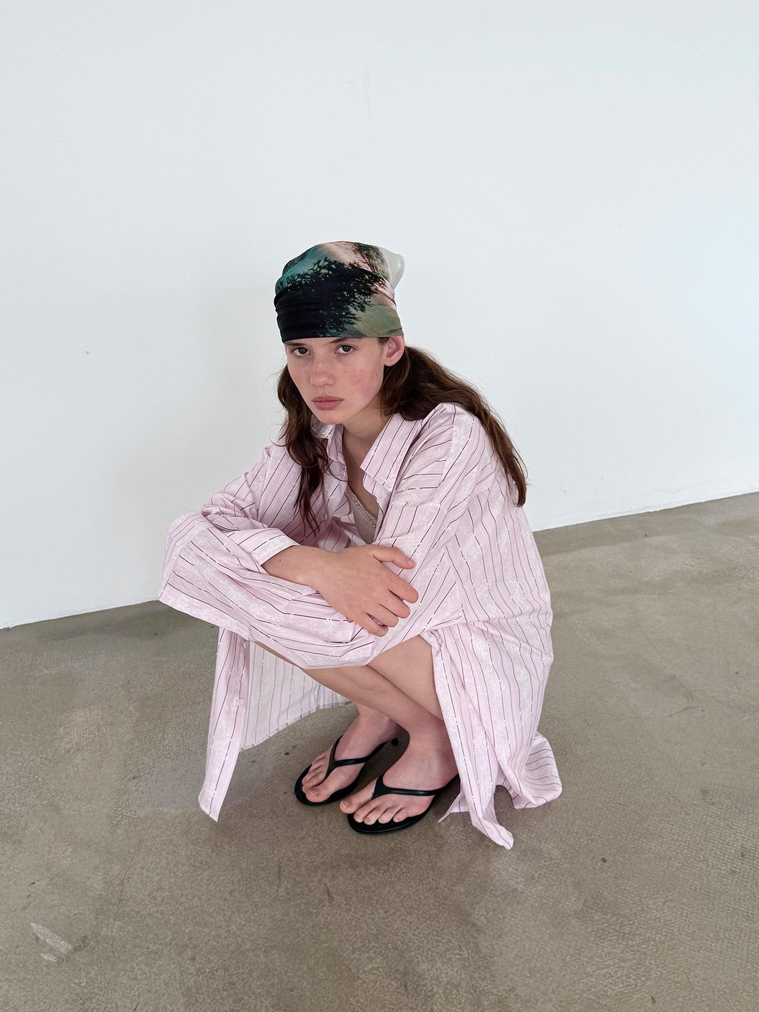 Delivery V-neck T-shirt Long Sleeve