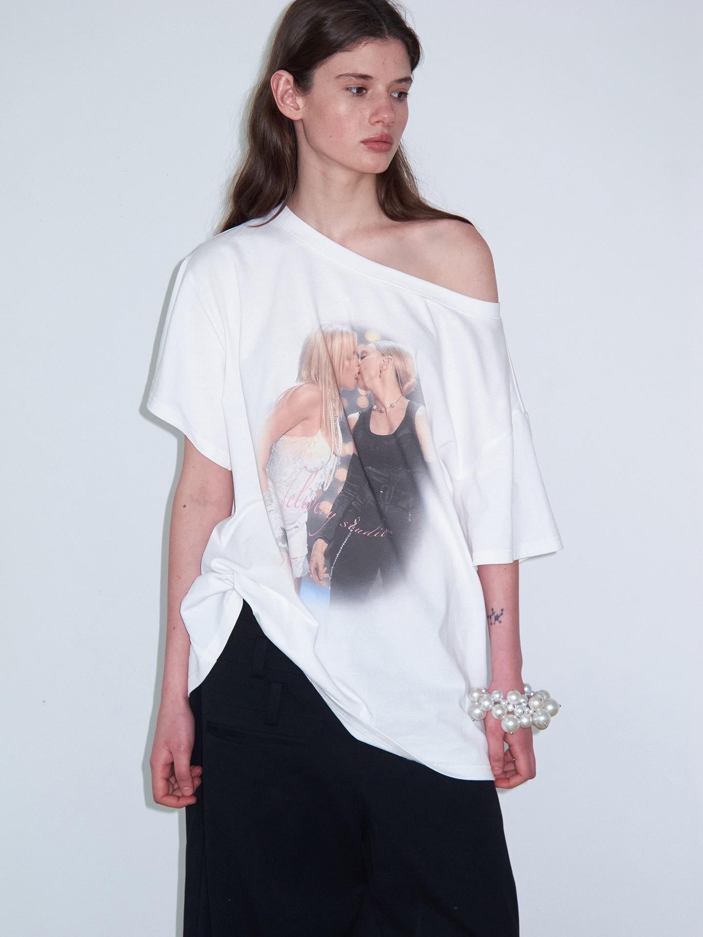 Delivery Vintage Century Kiss Print Asymmetric Women&