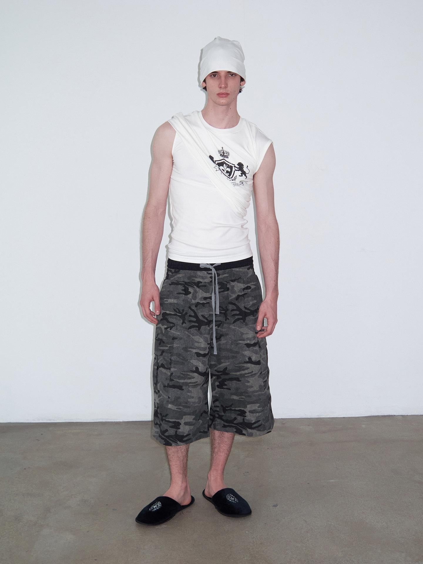 Delivery White Deconstructed Layered Pleated Printed Slim H Line Women&