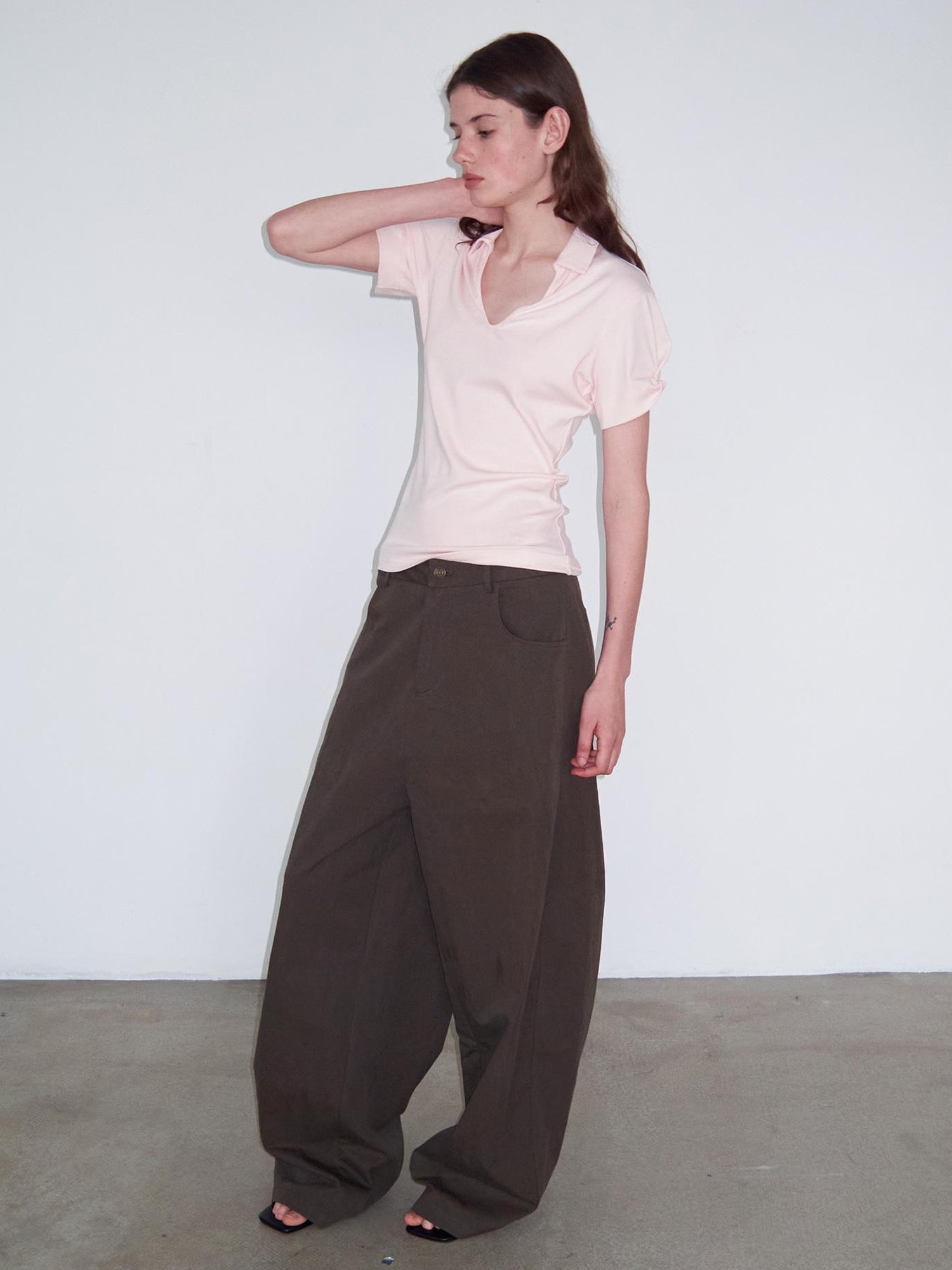 Delivery Women Knit Polo T-shirt With Small Collar White Pink