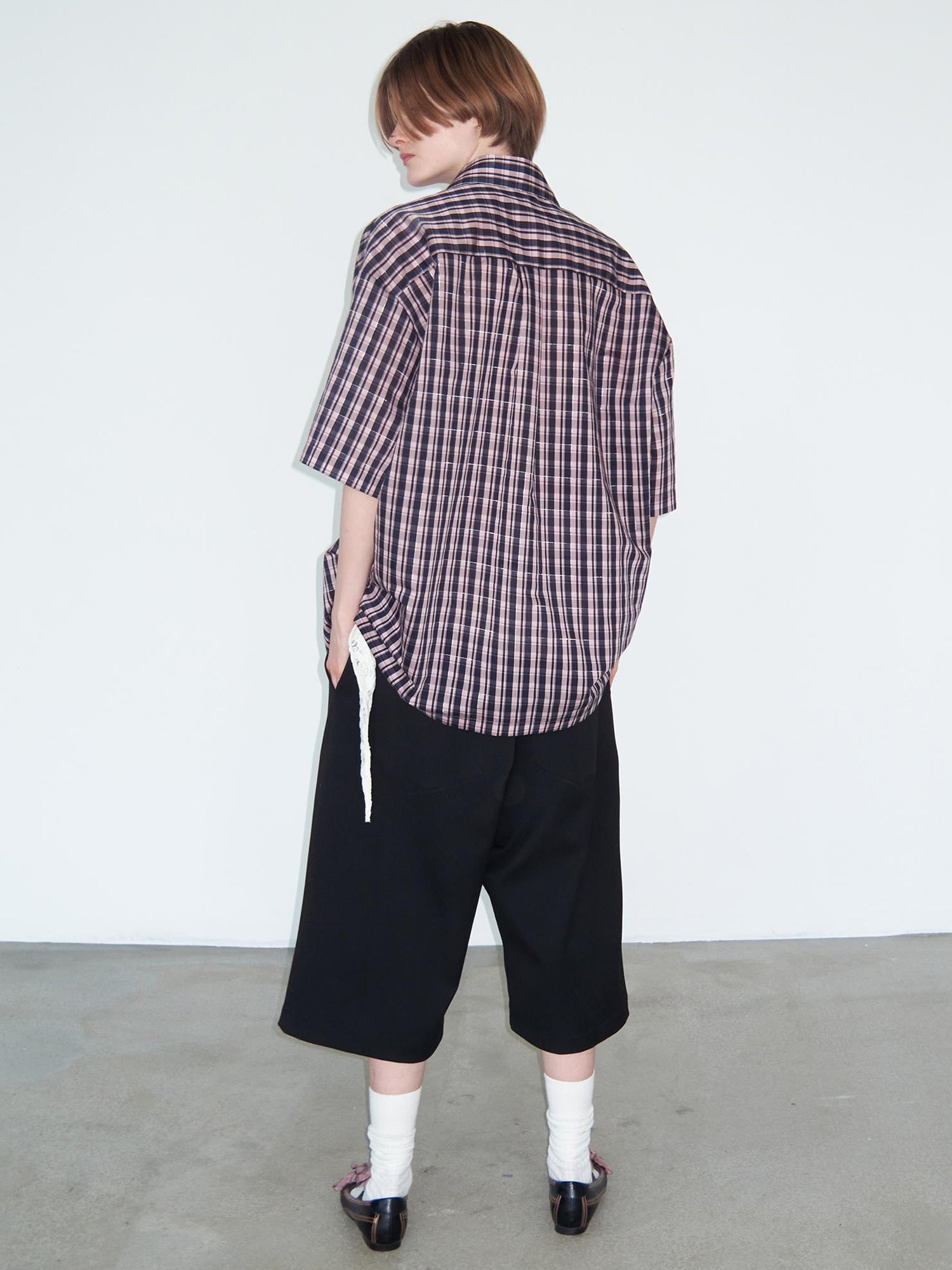 Delivery Woven Black Silver Plaid Linen Short Sleeve Shirt