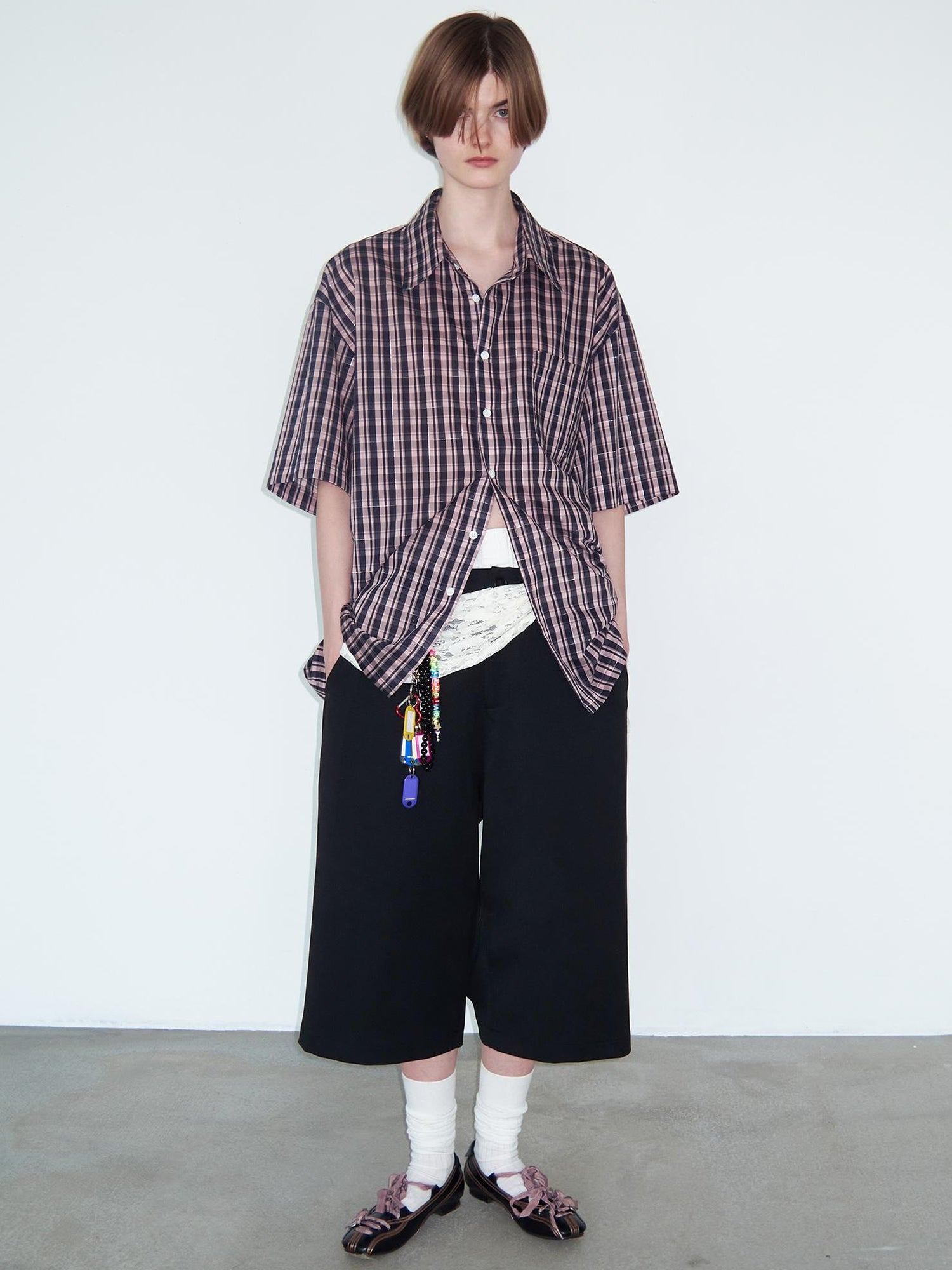 Delivery Woven Black Silver Plaid Linen Short Sleeve Shirt