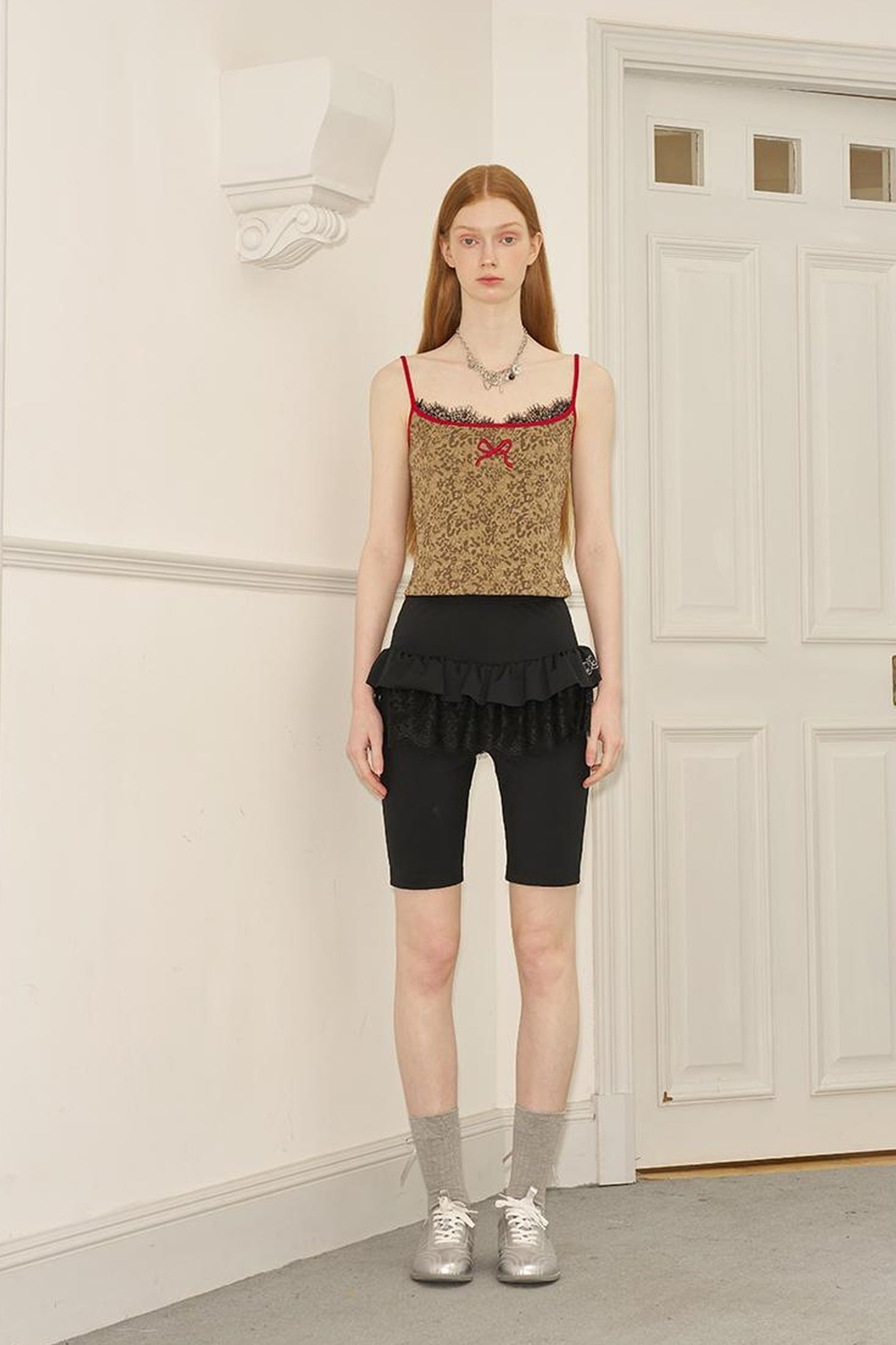 DIDDI MODA Designer 3D Bow Embroidered Lace Trim Camisole