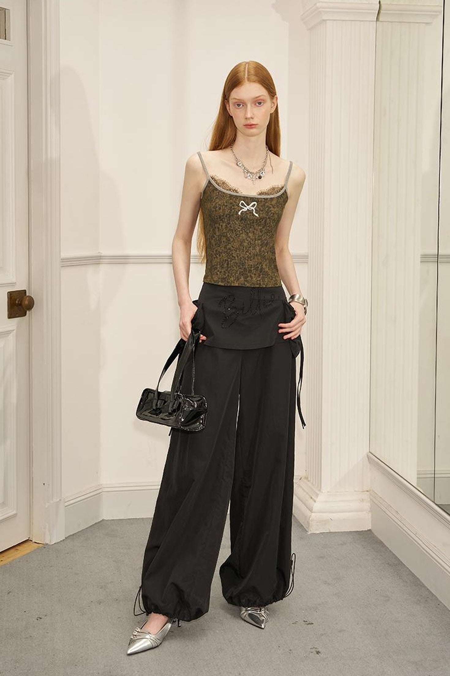 DIDDI MODA Designer 3D Bow Embroidered Lace Trim Camisole