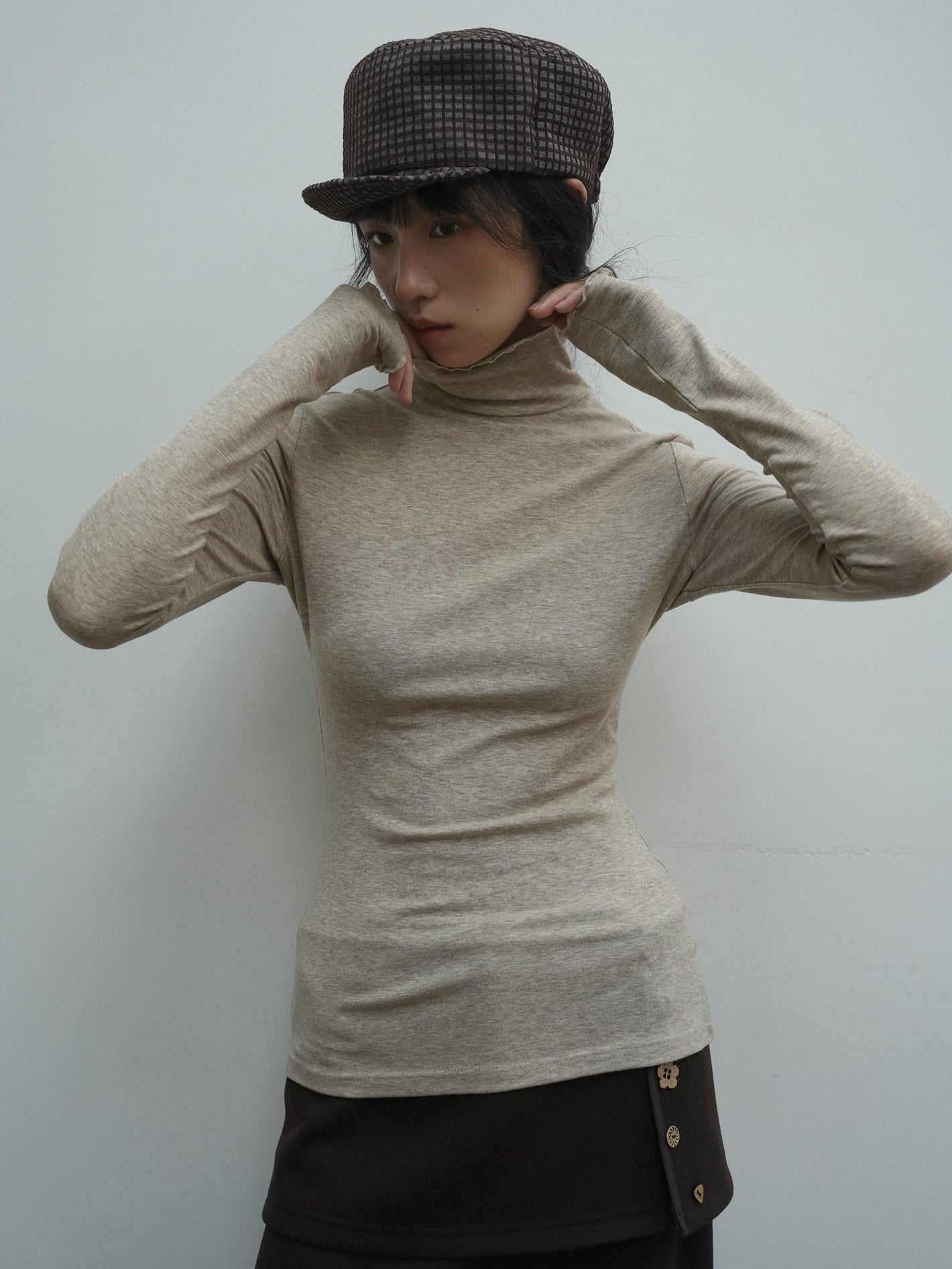 Dorydory Beige Ruffle Edge Mock Neck Slim Fit Women&