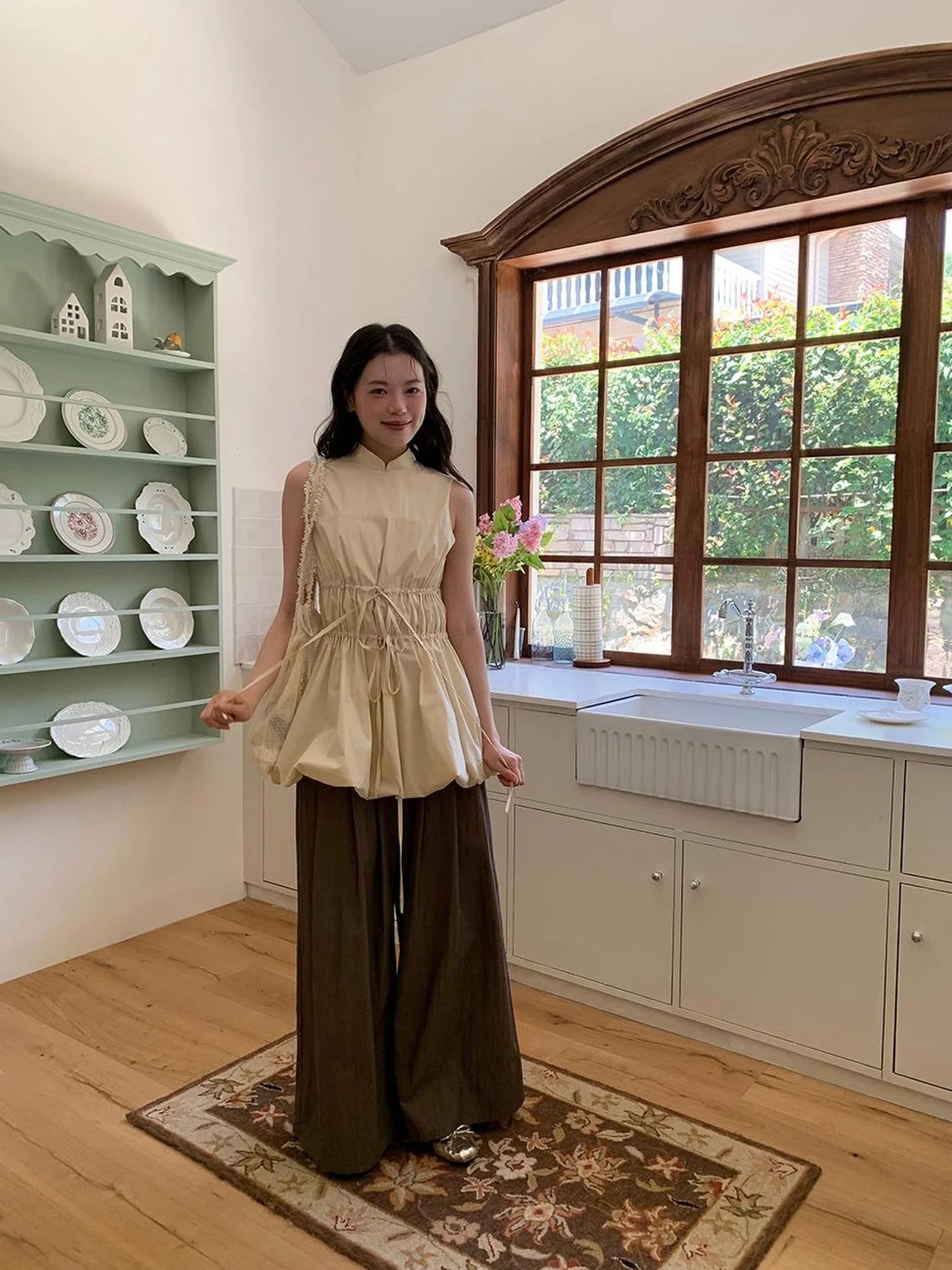 Chinese Stand Collar Drawstring Blouse With Floral Hem