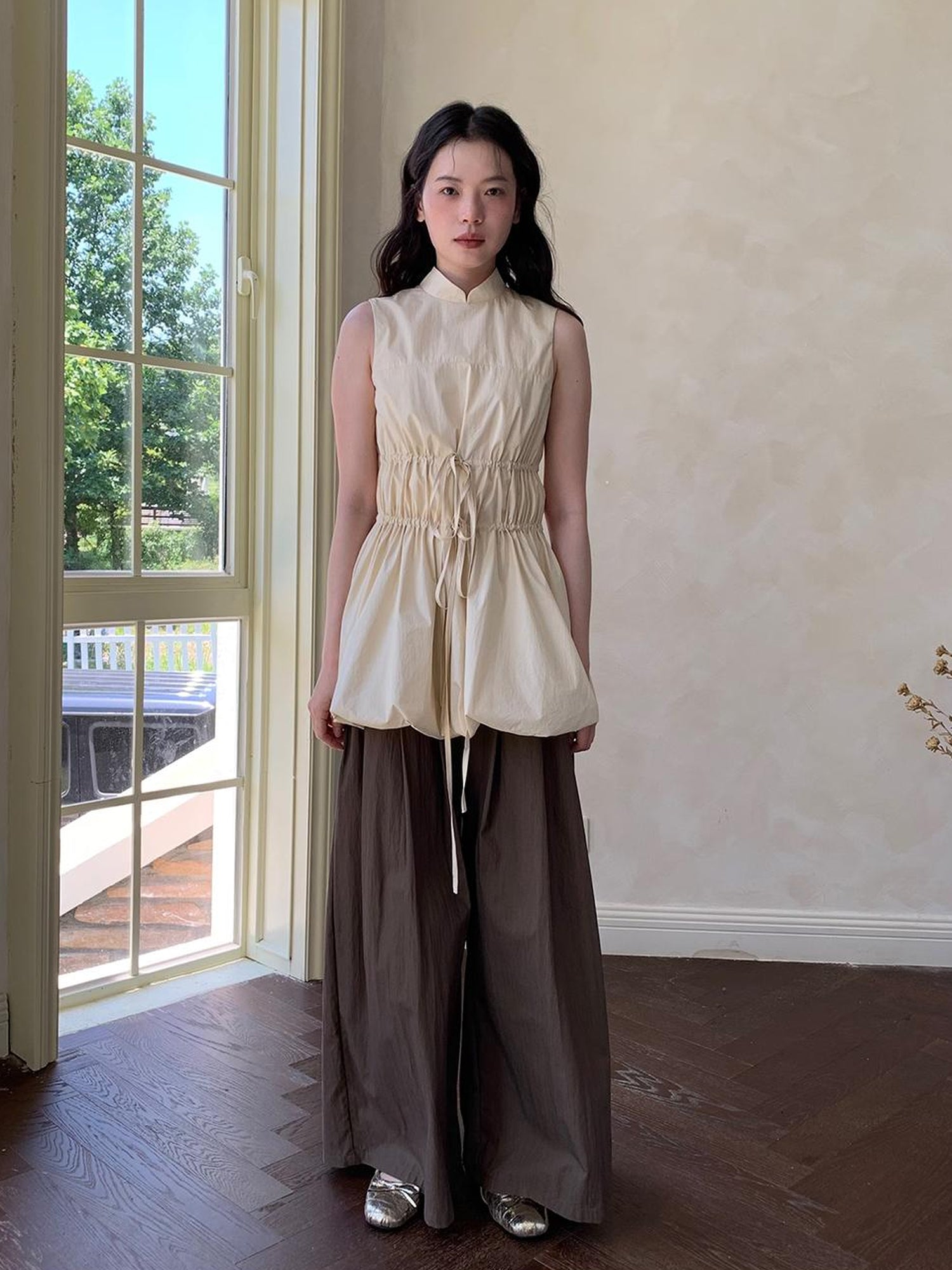 Dorydory Chinese Stand Collar Drawstring Blouse With Floral Hem