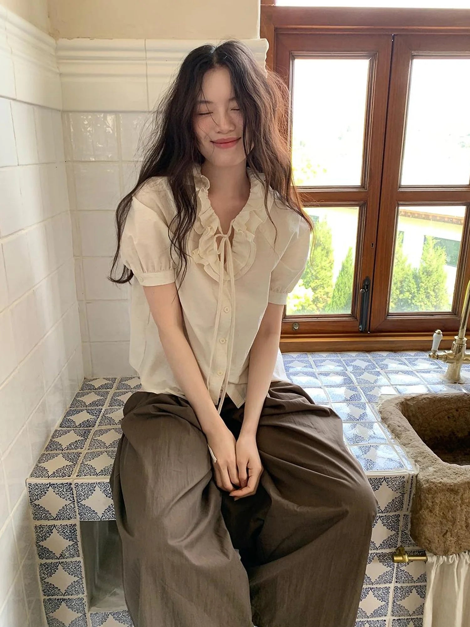 Crumpled Cotton Nylon Wide Leg Trousers With Bone Pleats