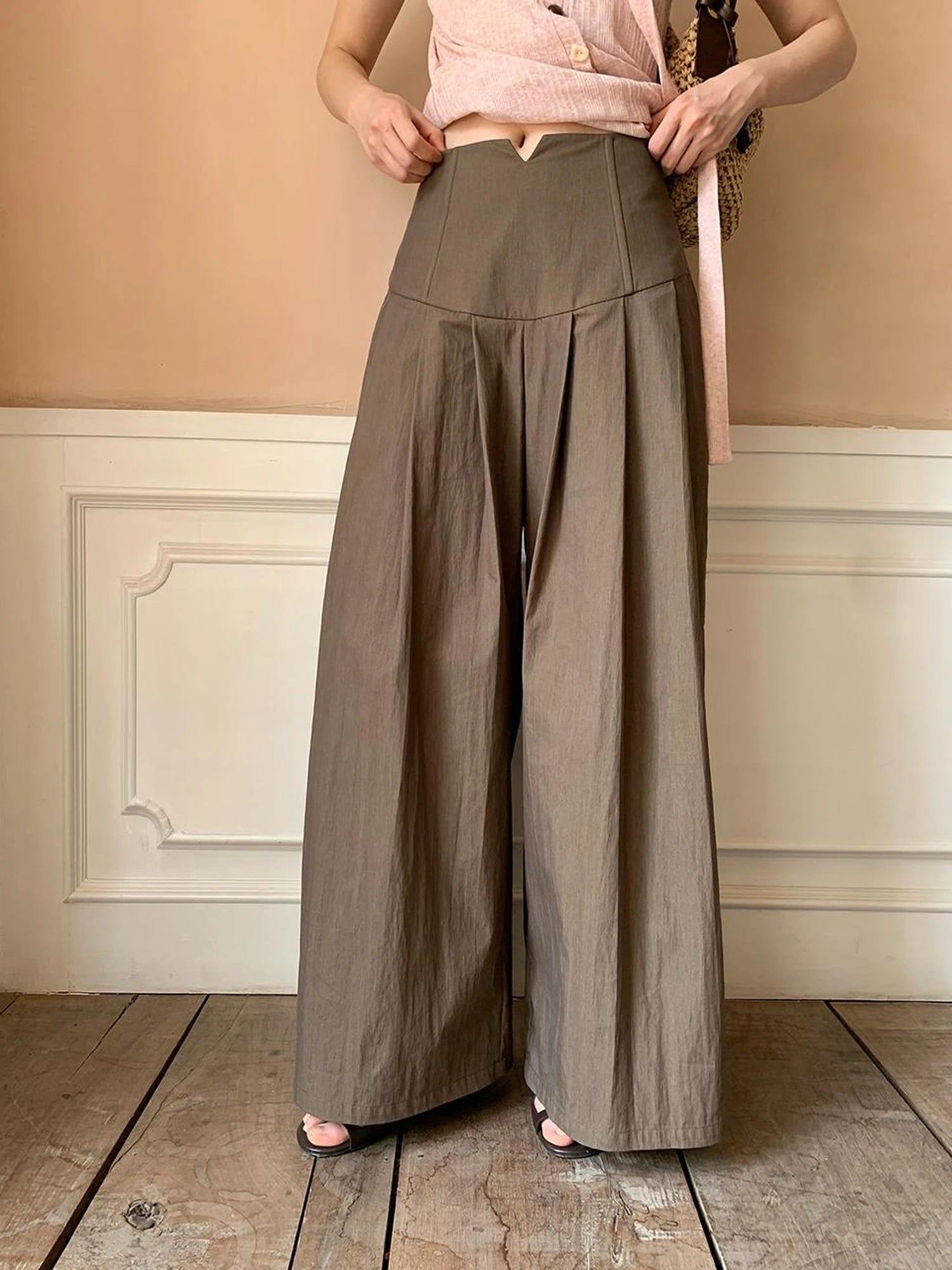 Crumpled Cotton Nylon Wide Leg Trousers With Bone Pleats