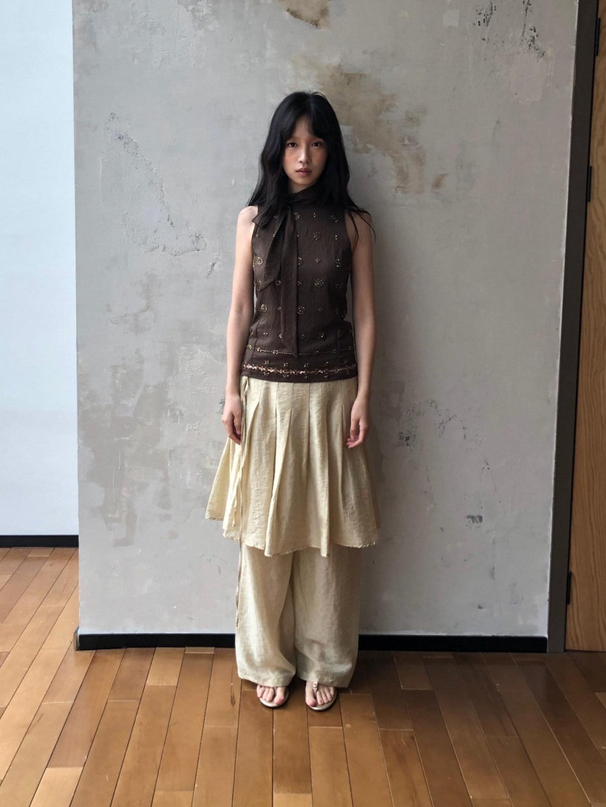 Dorydory Deep Brown Vintage Ribbon Beaded Stand Collar Women&