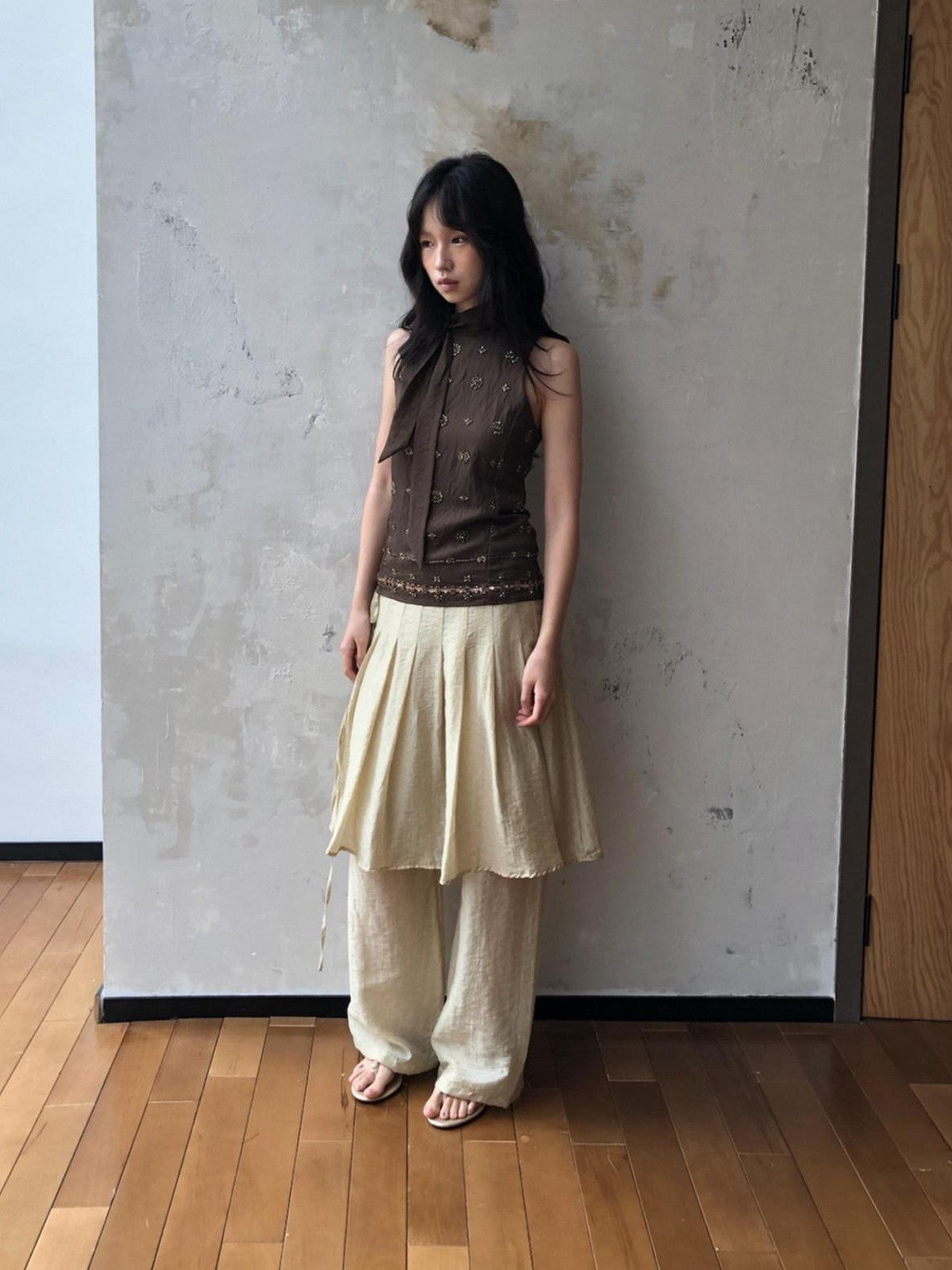 Dorydory Deep Brown Vintage Ribbon Beaded Stand Collar Women&