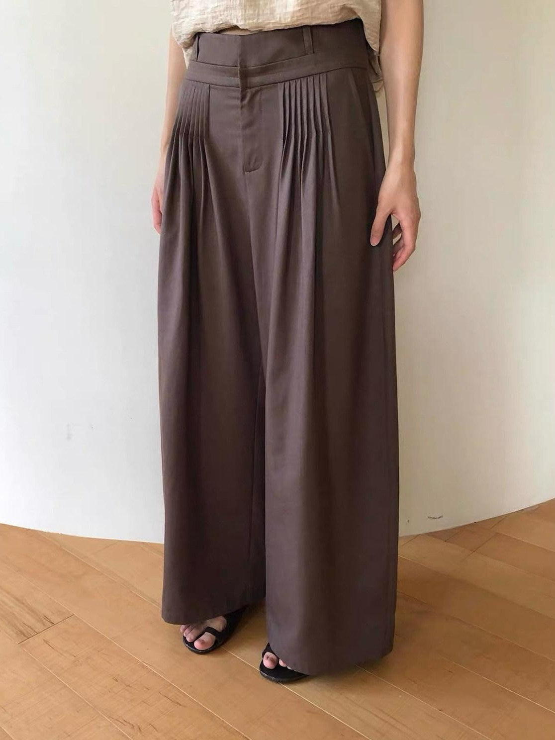 Dorydory Earthy Coffee Vintage Tuck Pleat High Waist Women&