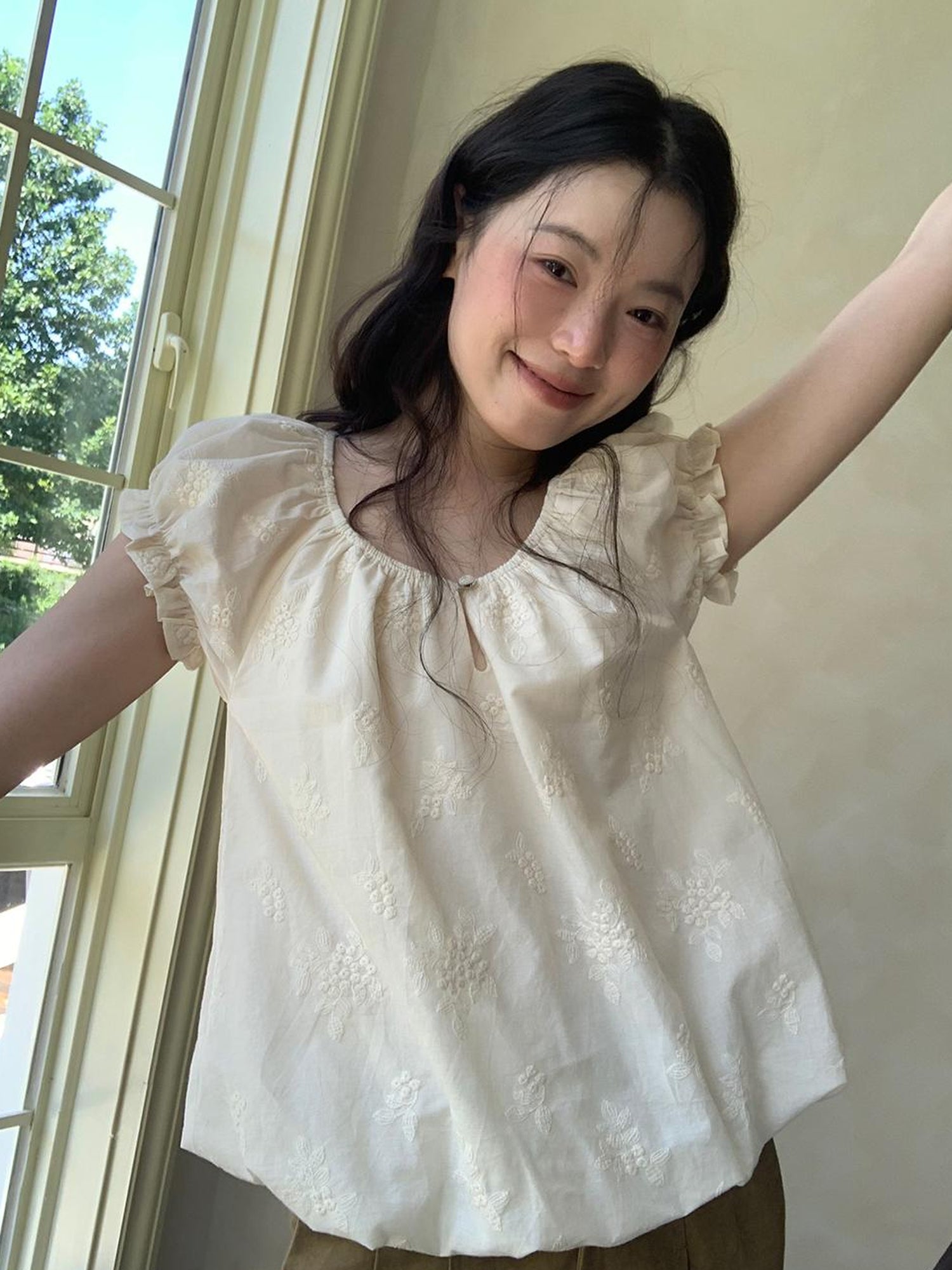 Dorydory Embroidered Berry Floral Blouse With Puffed Sleeves