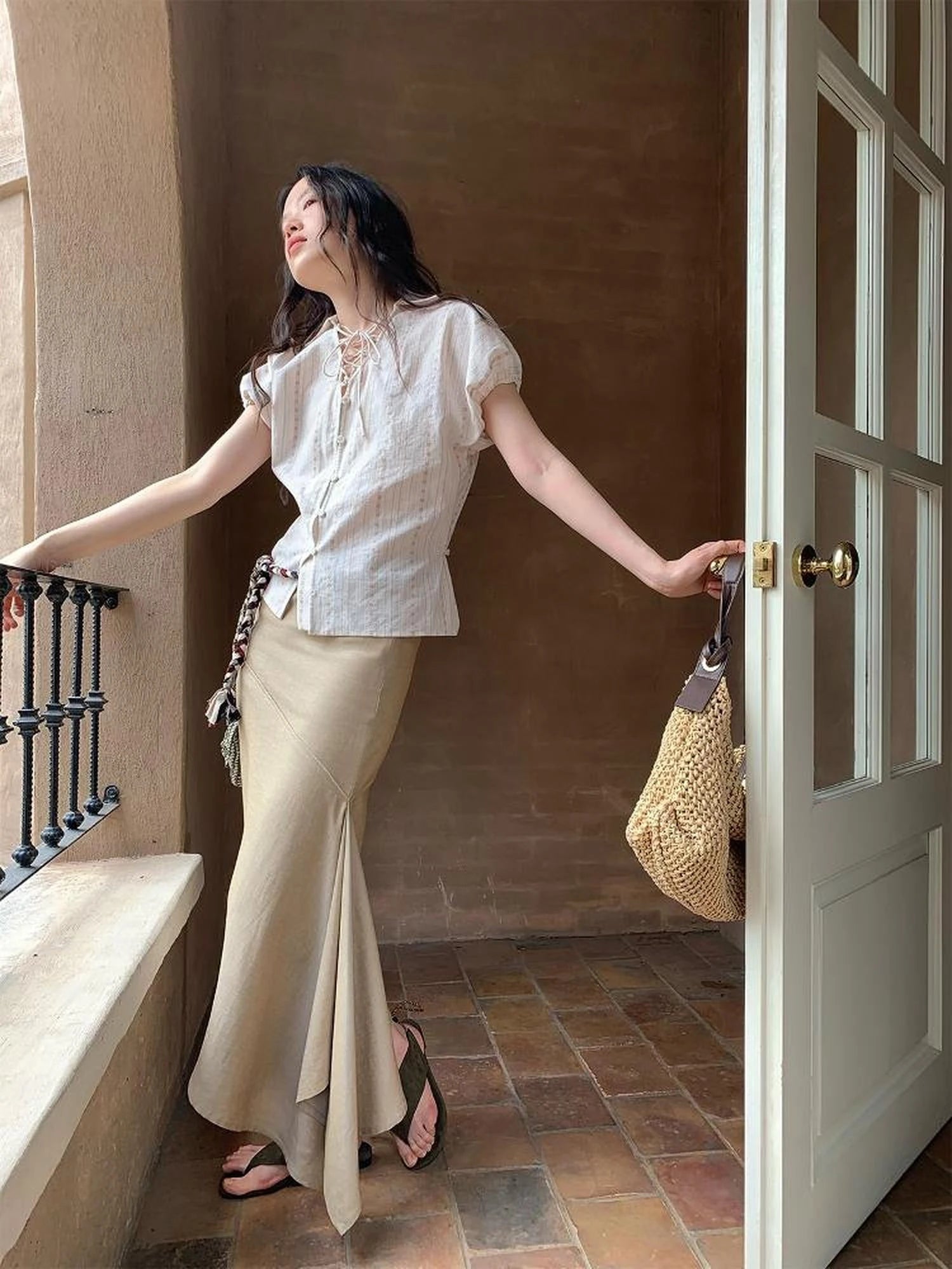 Flowy A Line Skirt With Asymmetric Hem And Linen Blend Fabric