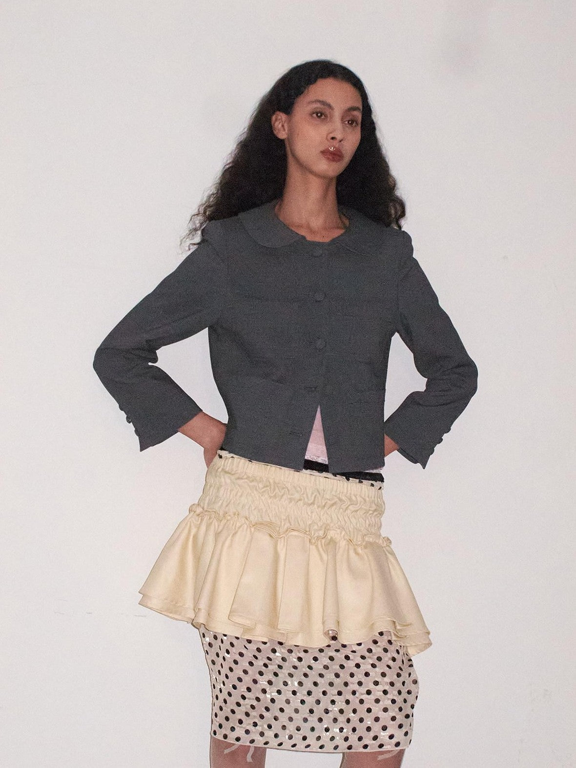Dorydory Grey Round Neck Structured Small Lapel Cropped Old Money Women&
