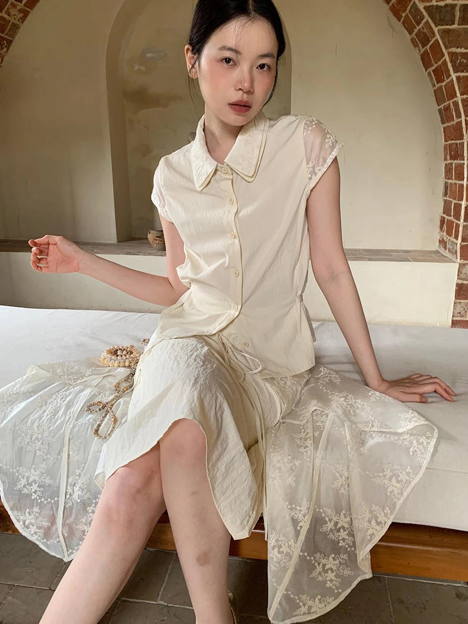 Lace Paneled Double Collar Short Sleeve Shirt