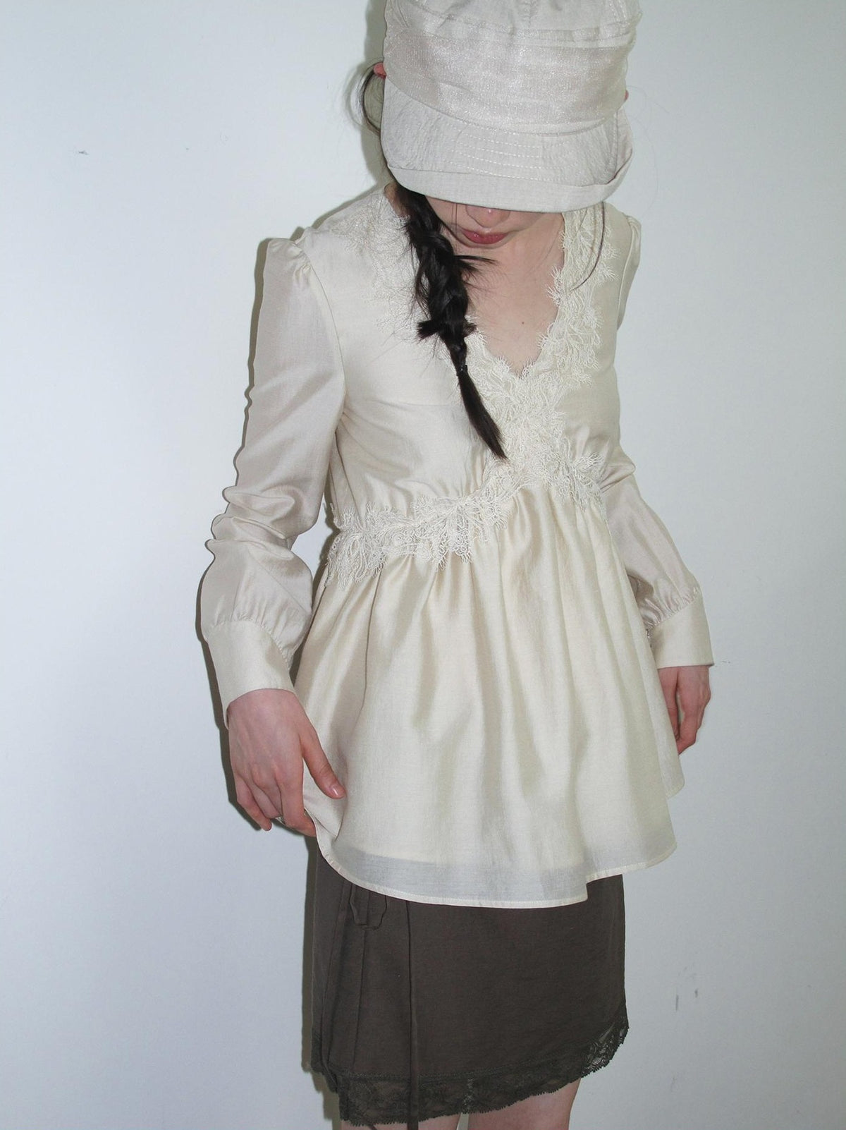 Dorydory Lace Trim V-neck Long Sleeve Waist Tie Women&