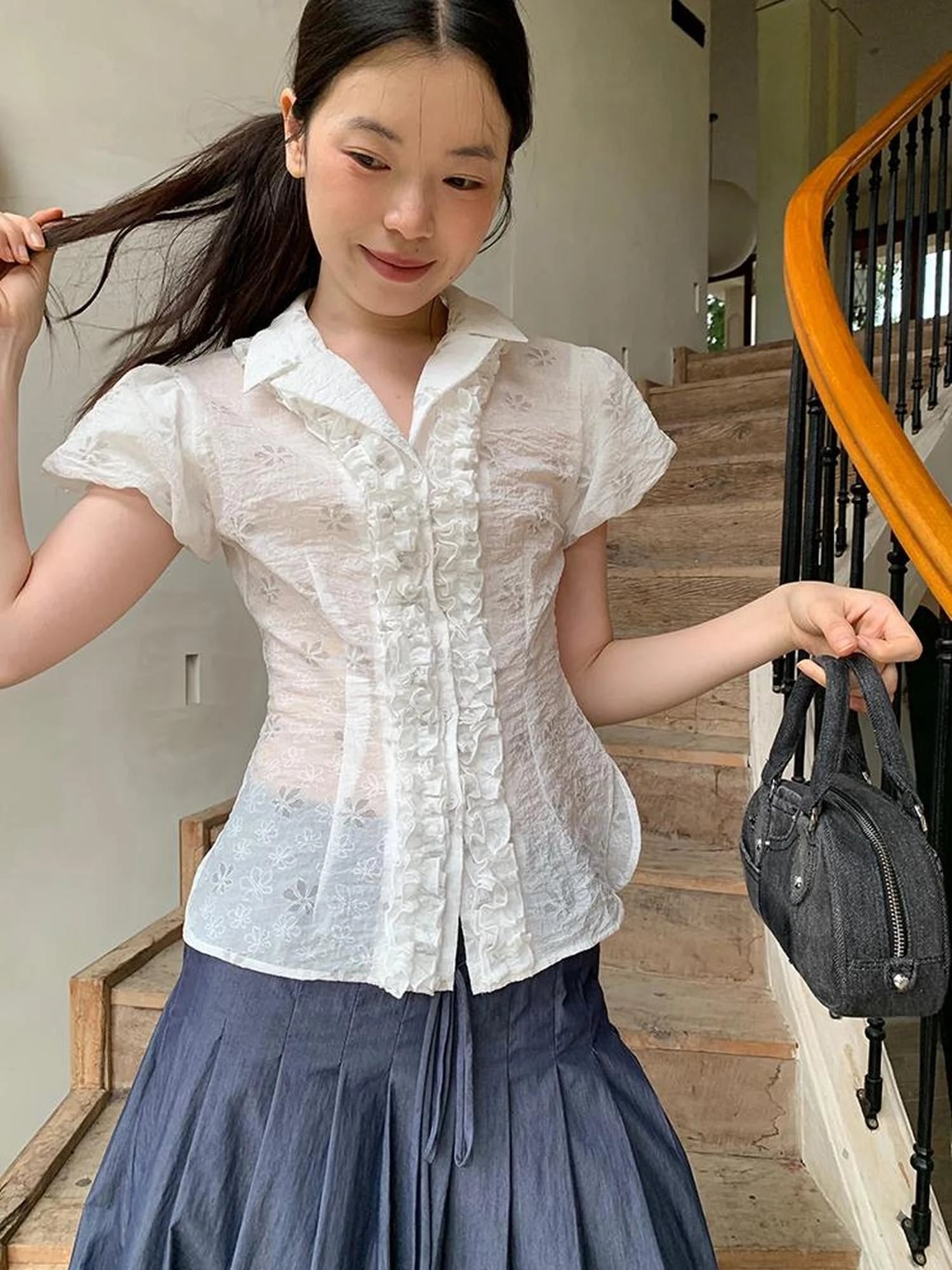 Lace Trimmed Floral Print Short Sleeve Blouse With Puff Sleeves