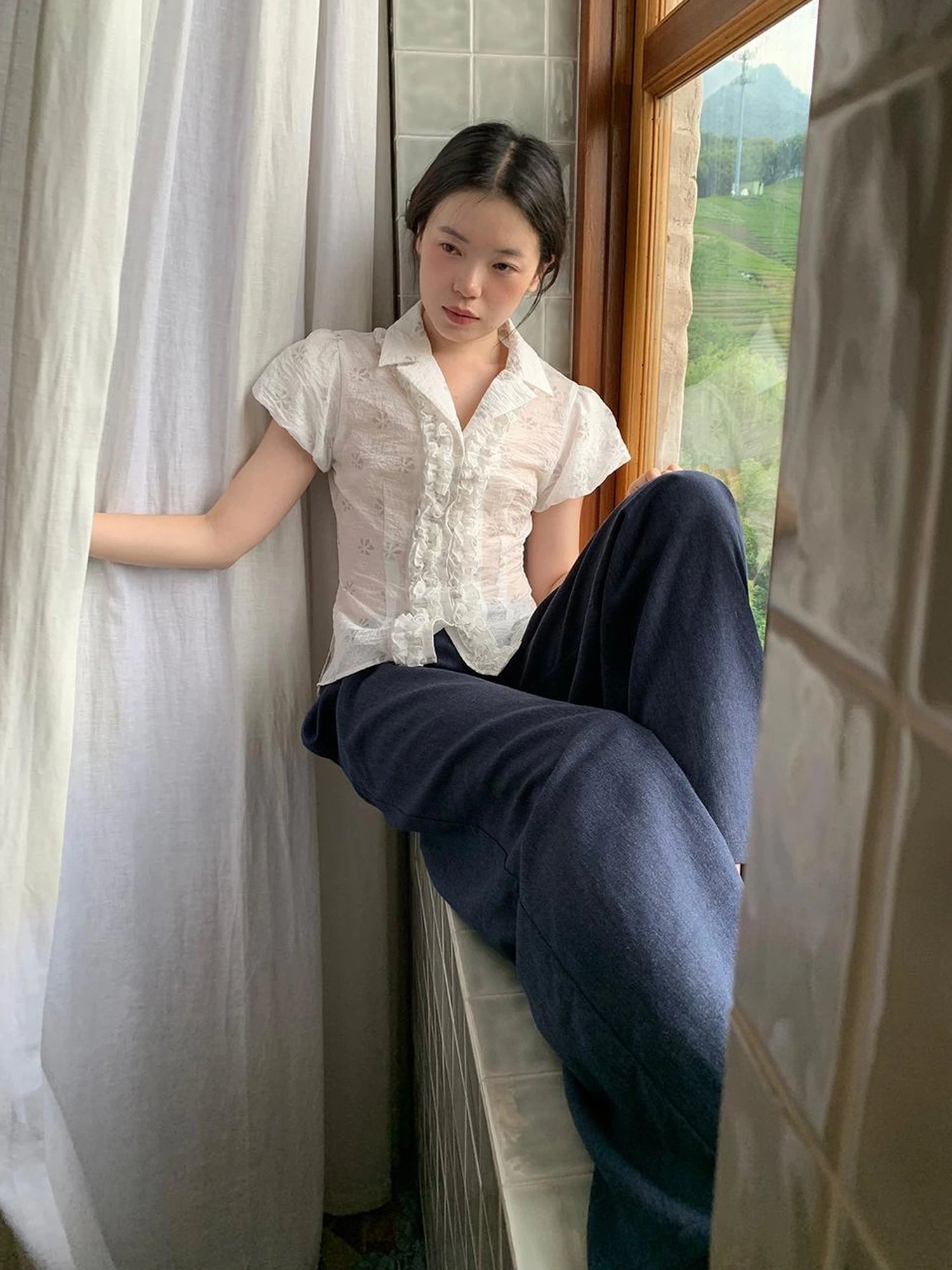 Lace Trimmed Floral Print Short Sleeve Blouse With Puff Sleeves