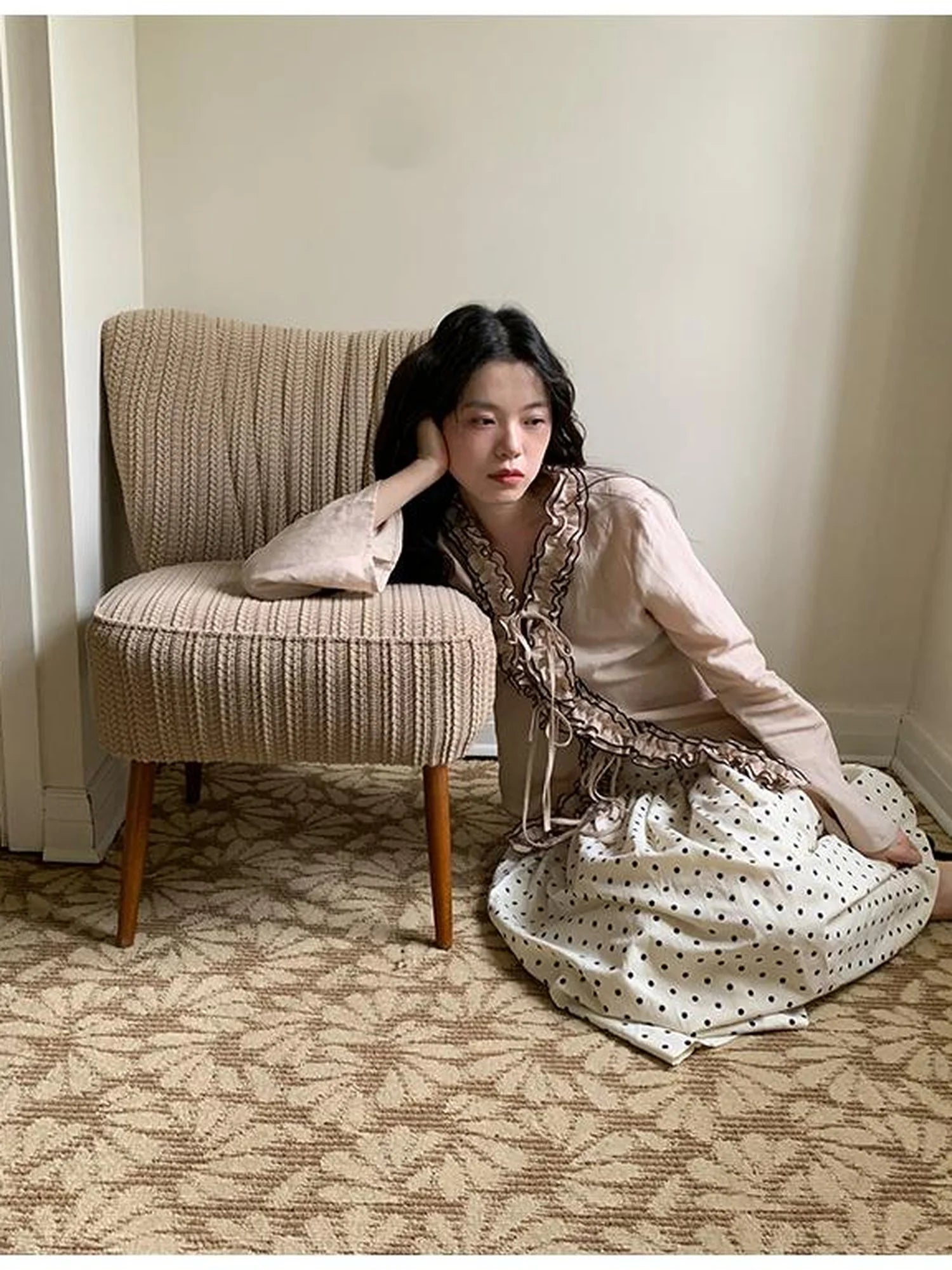 Lace Trimmed Tied Waist Linen Blend Shirt