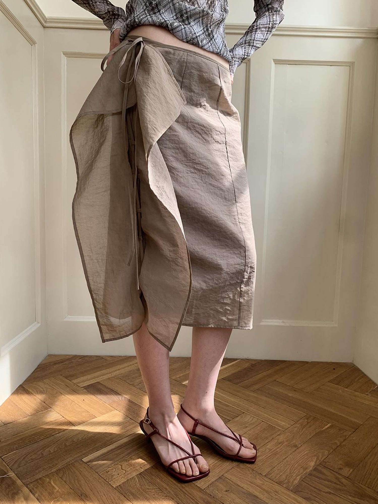Dorydory Low Saturation Mocha Chiffon Wrap Hem Floral Skirt