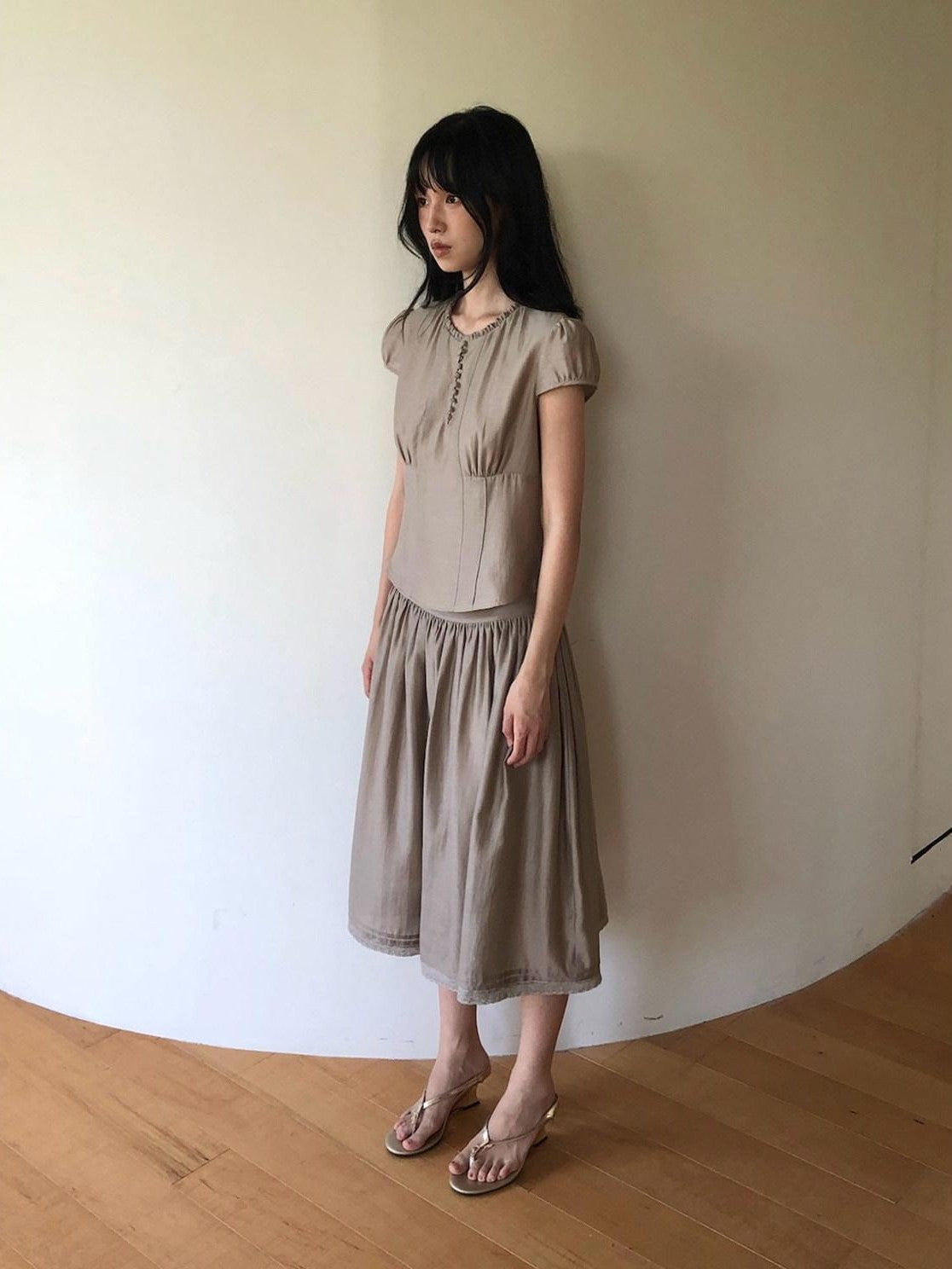 Dorydory Milk Tea Tie Waist Tuck Pleat Lace High Waist Women&