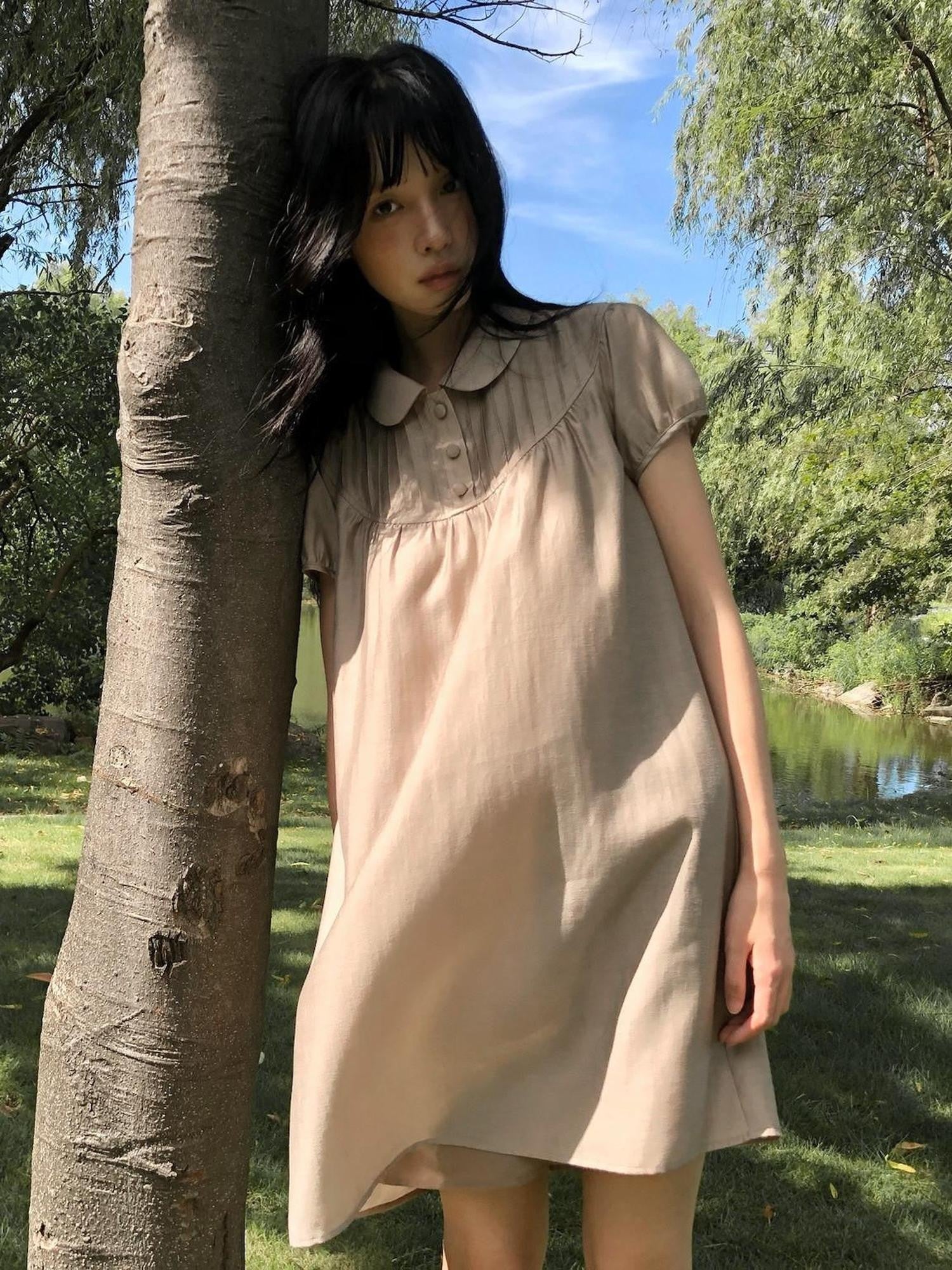 Dorydory Milk Tea Vintage Doll Collar Pleated Women&
