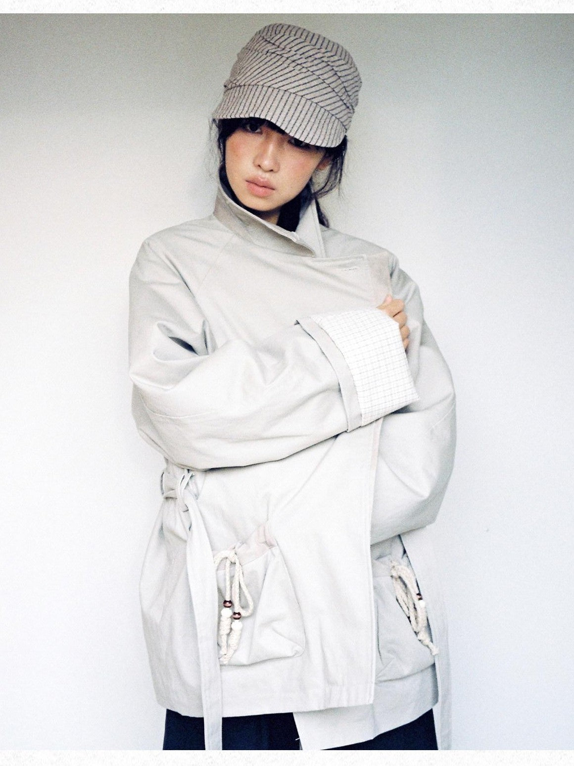 Dorydory Oatmeal Gray Stand Collar Mid Length Waist Cinch Women&