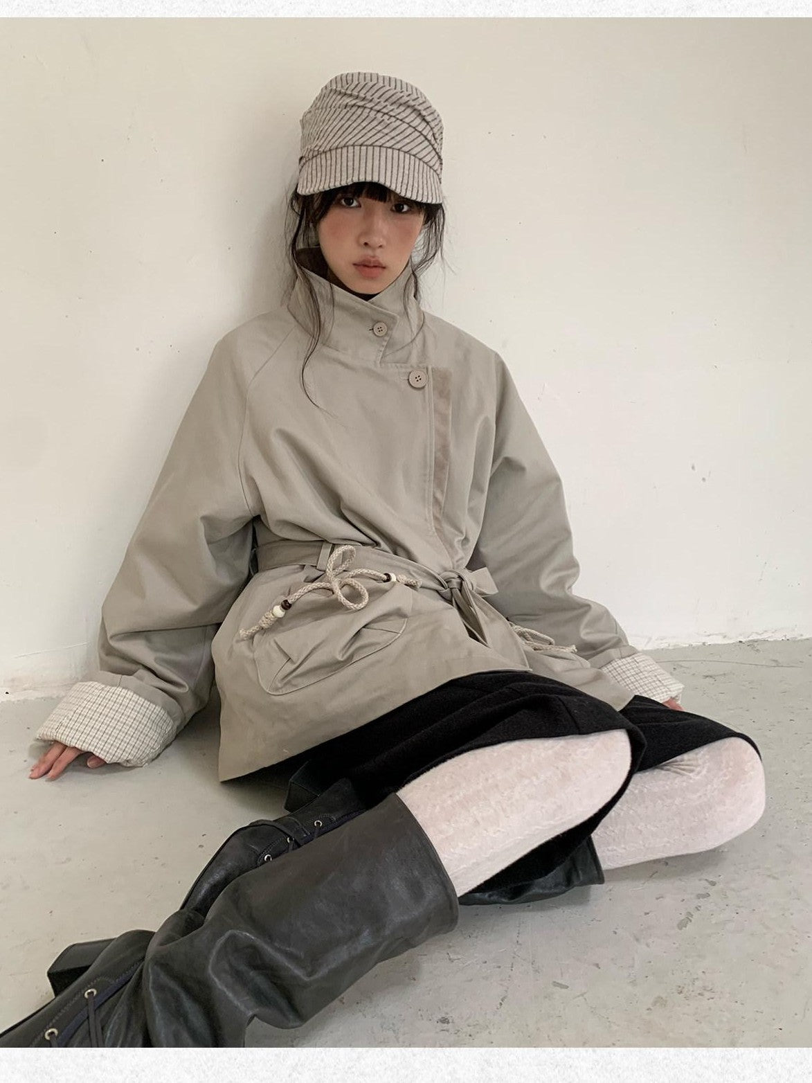 Dorydory Oatmeal Gray Stand Collar Mid Length Waist Cinch Women&