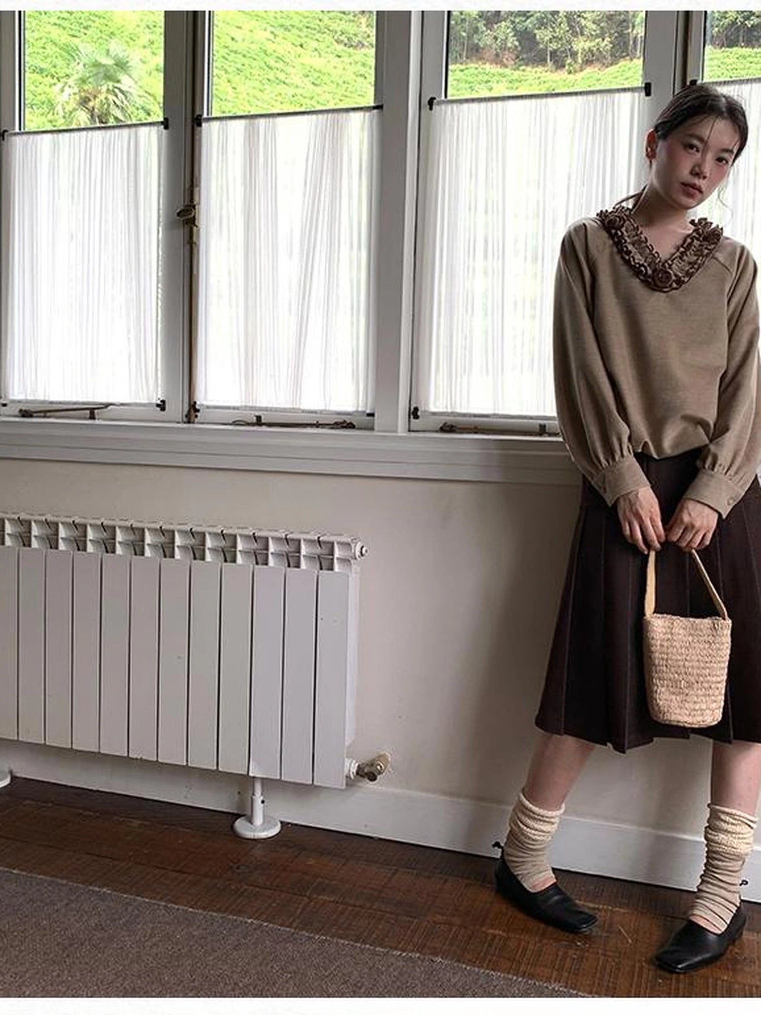 Pleated Side Pocket Midi Skirt