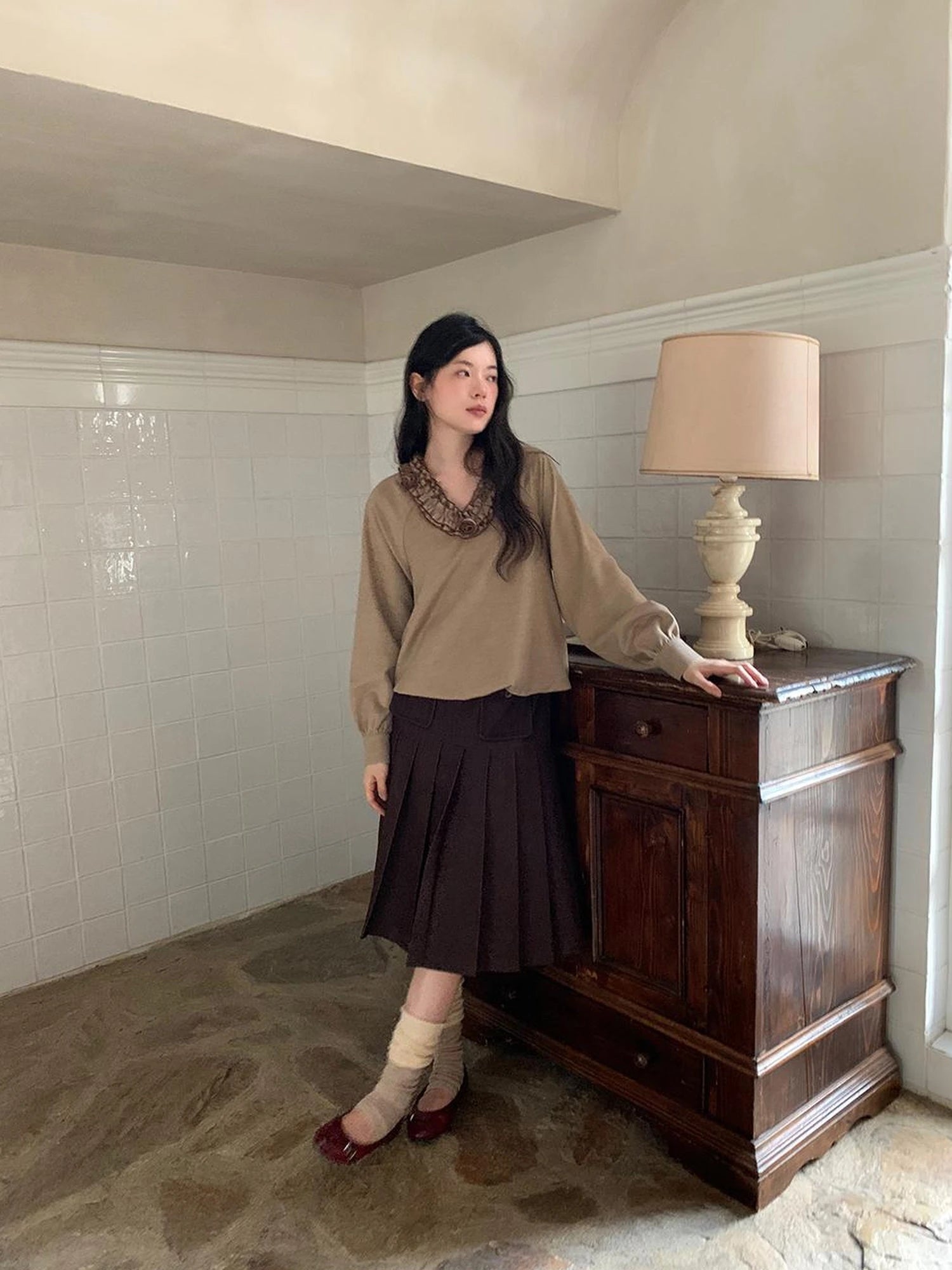 Pleated Side Pocket Midi Skirt