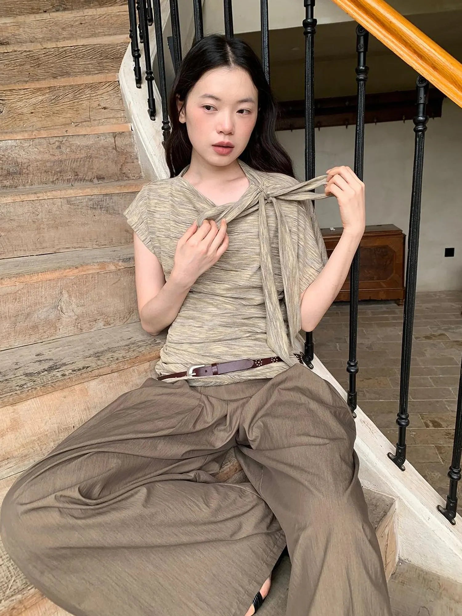 Retro Off Shoulder Bow Knit Tee