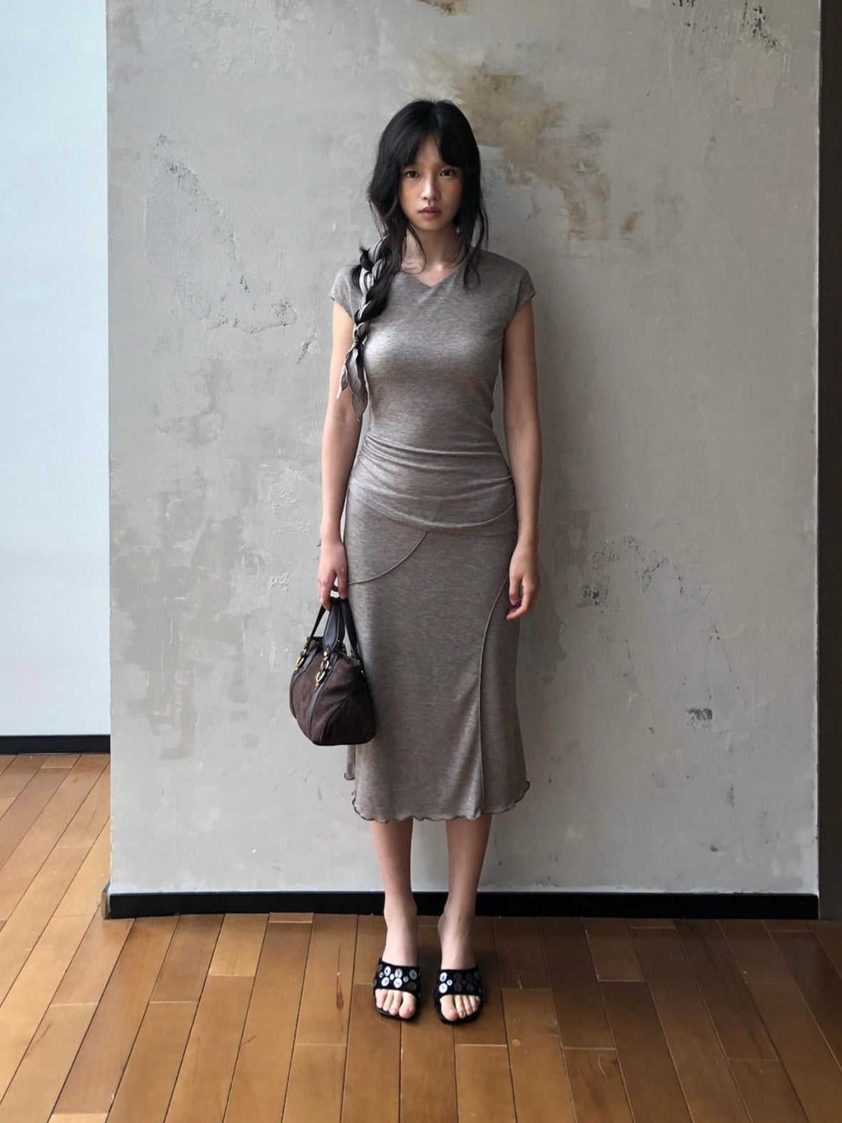 Dorydory Taupe V-neck Tie Knit Slim Women&