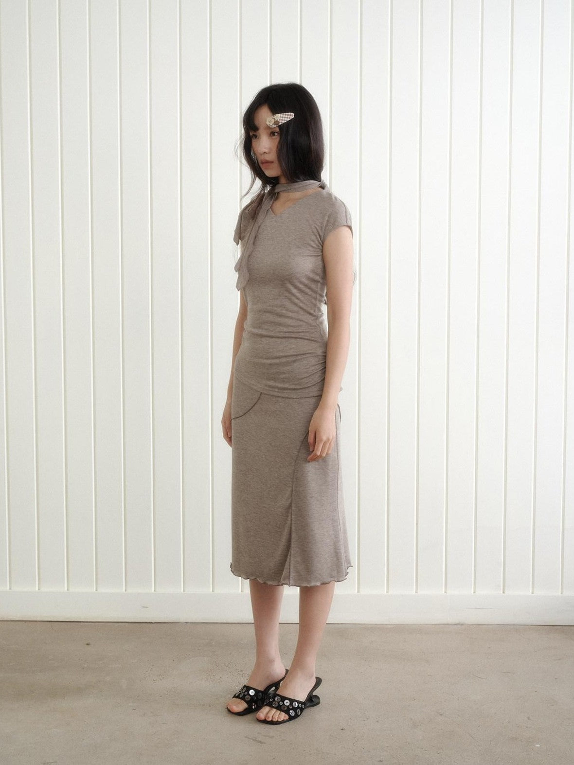 Dorydory Taupe V-neck Tie Knit Slim Women&