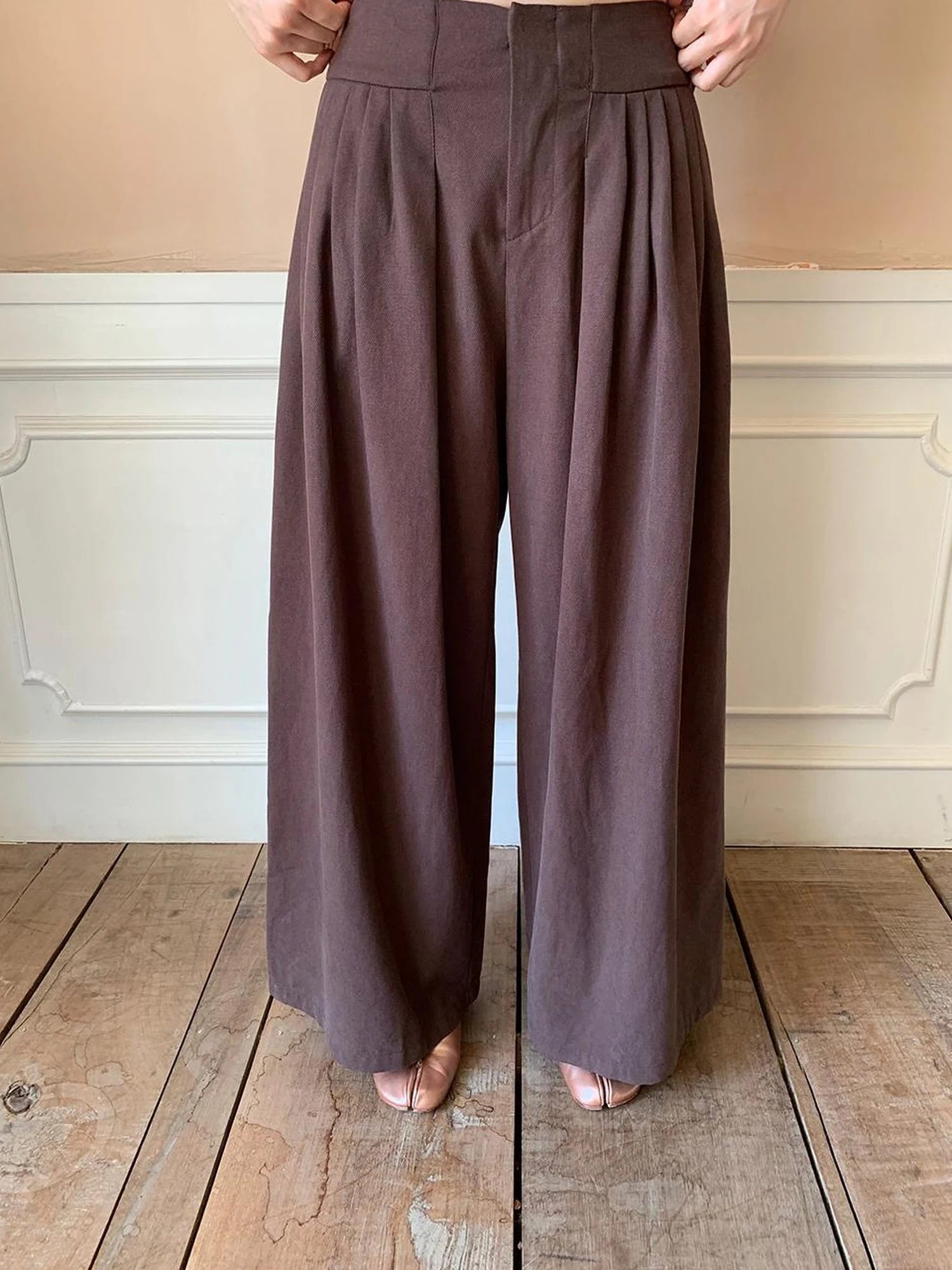 Tencel Cotton Wide Leg Trousers With Tuck Pleats