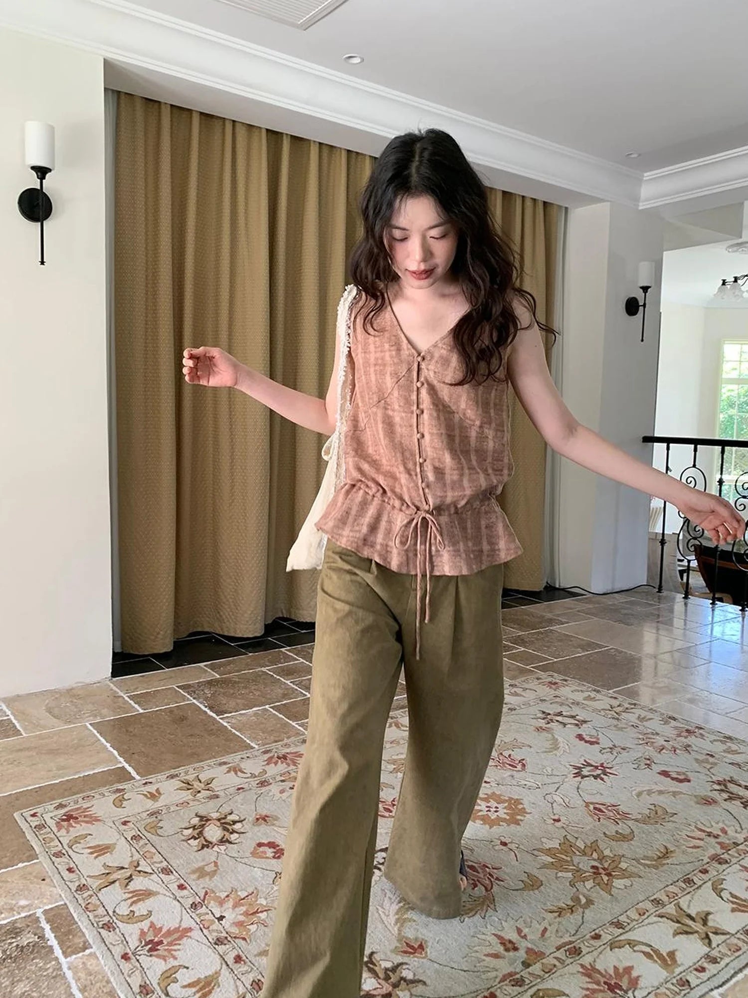 V-neck Checkered Faded Vest With Drawstring Hem