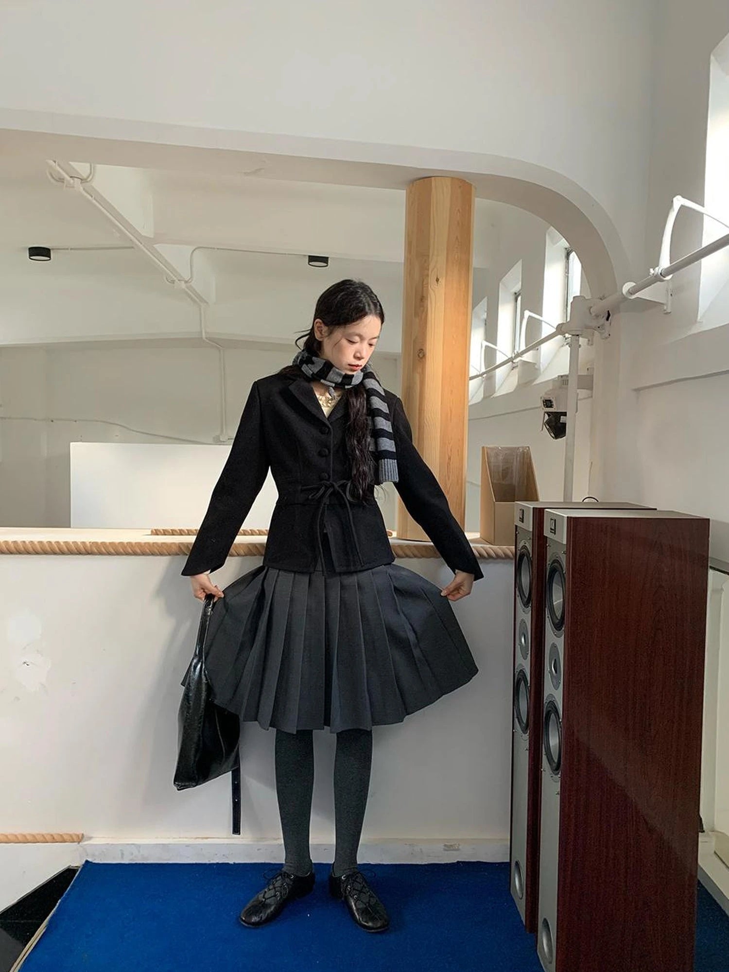 Vintage Dory Dory Lace Up Waist Cropped Blazer