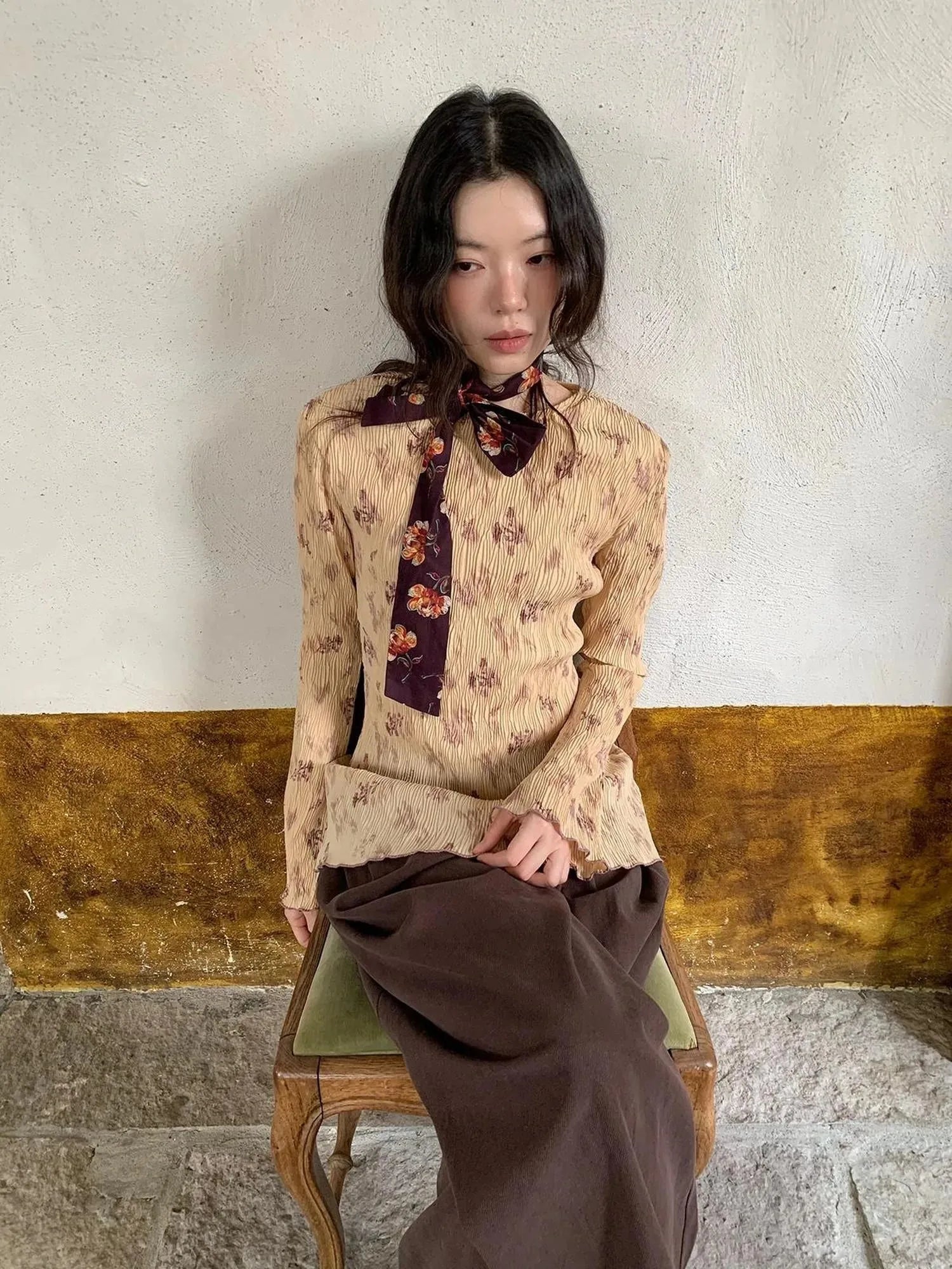 Vintage Floral Print Textured Blouse