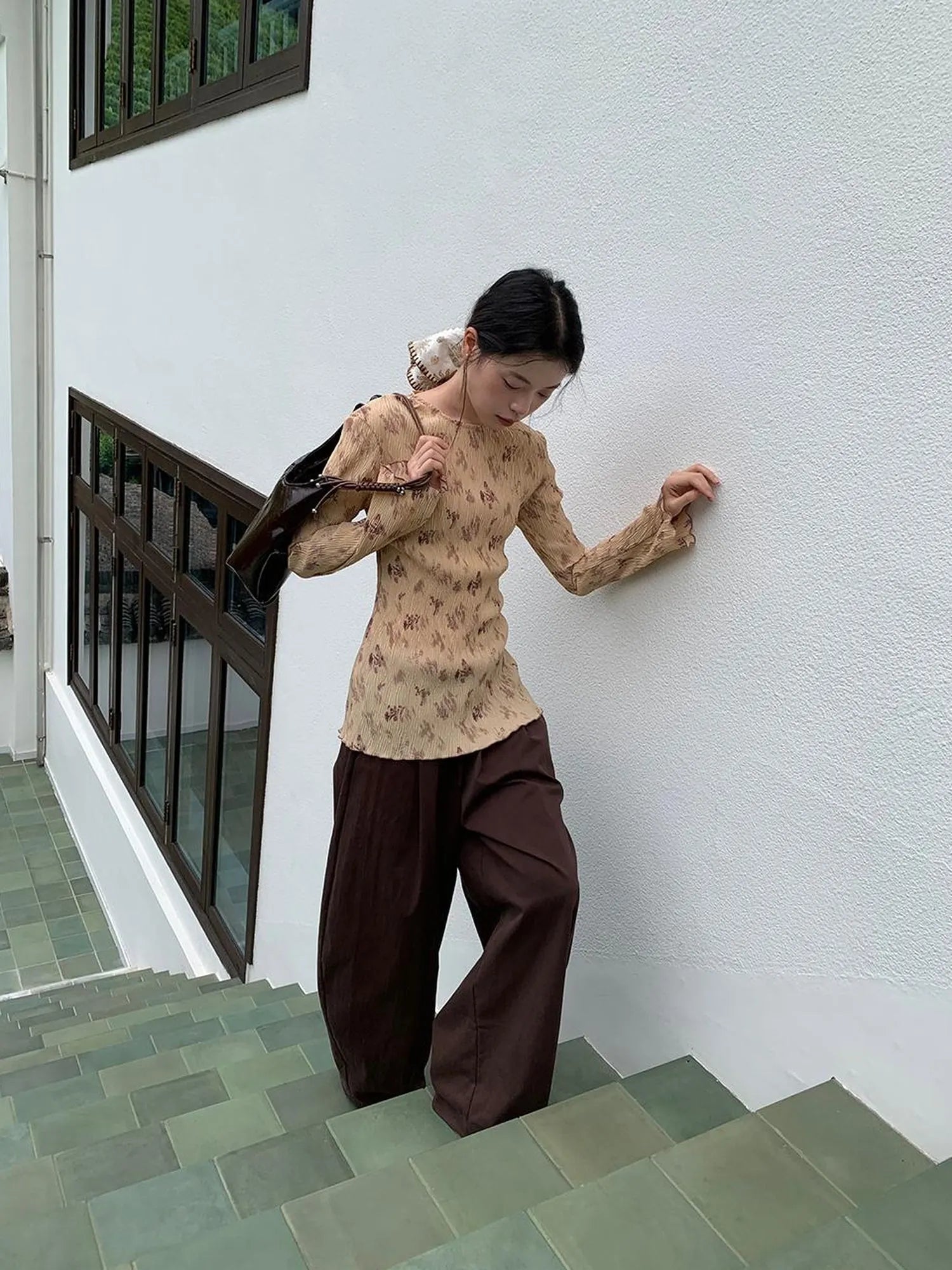 Vintage Floral Print Textured Blouse