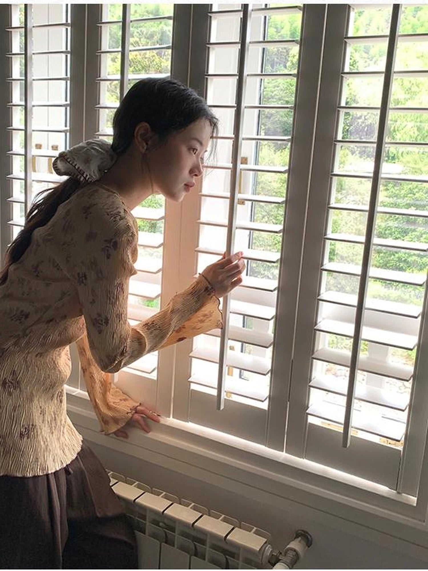 Vintage Floral Print Textured Blouse