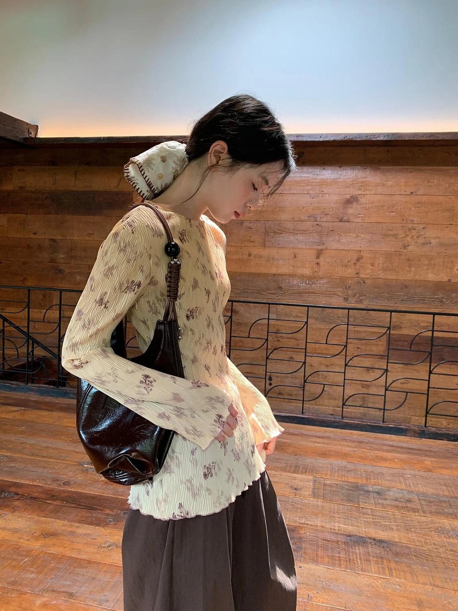 Vintage Floral Print Textured Blouse