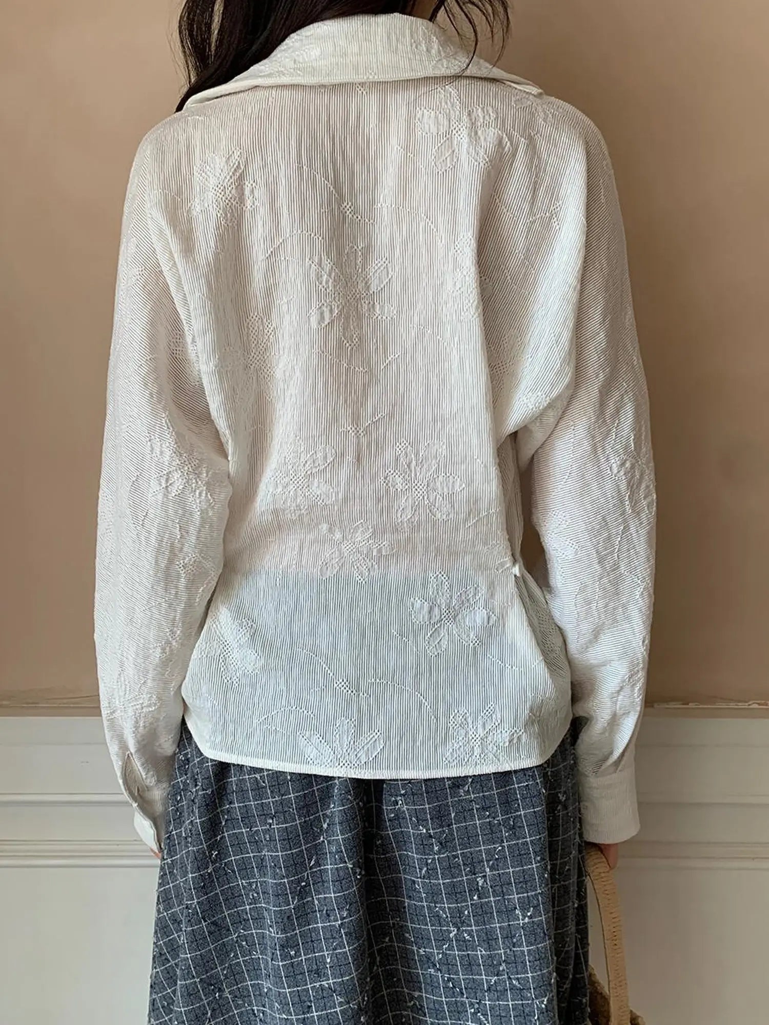 Vintage Lace Trimmed V-Neck Blouse With Floral Lace