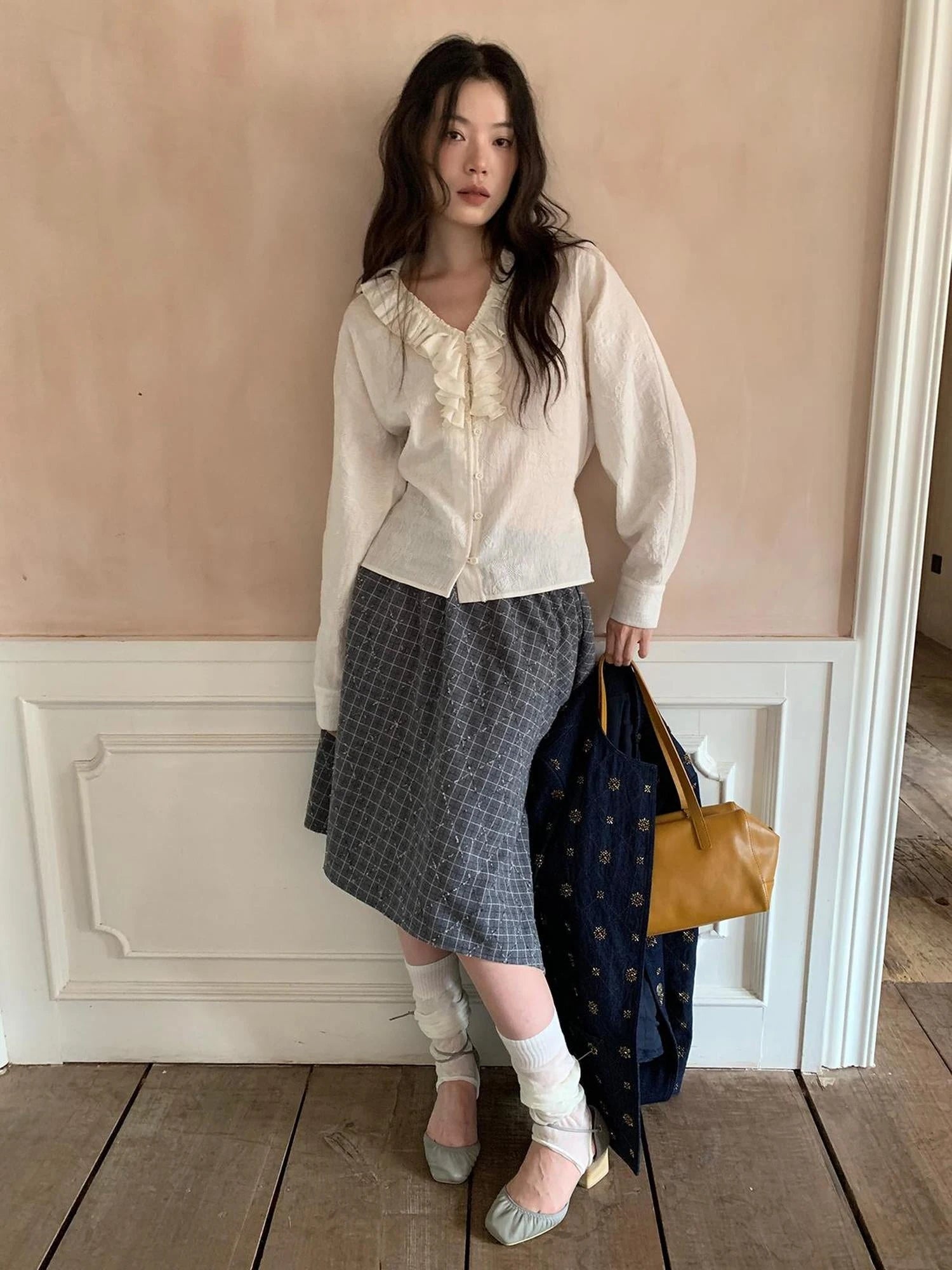 Vintage Lace Trimmed V-Neck Blouse With Floral Lace