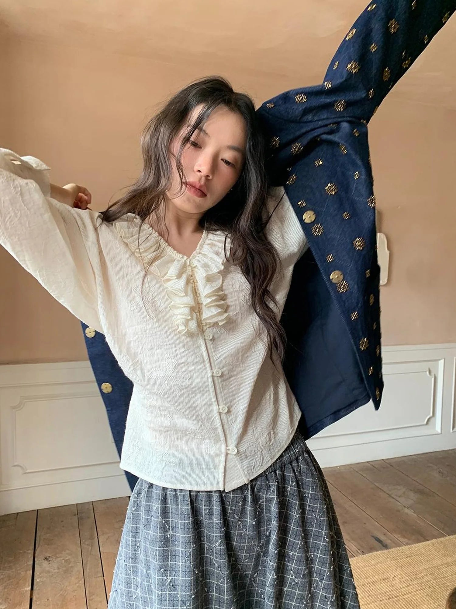 Vintage Lace Trimmed V-Neck Blouse With Floral Lace