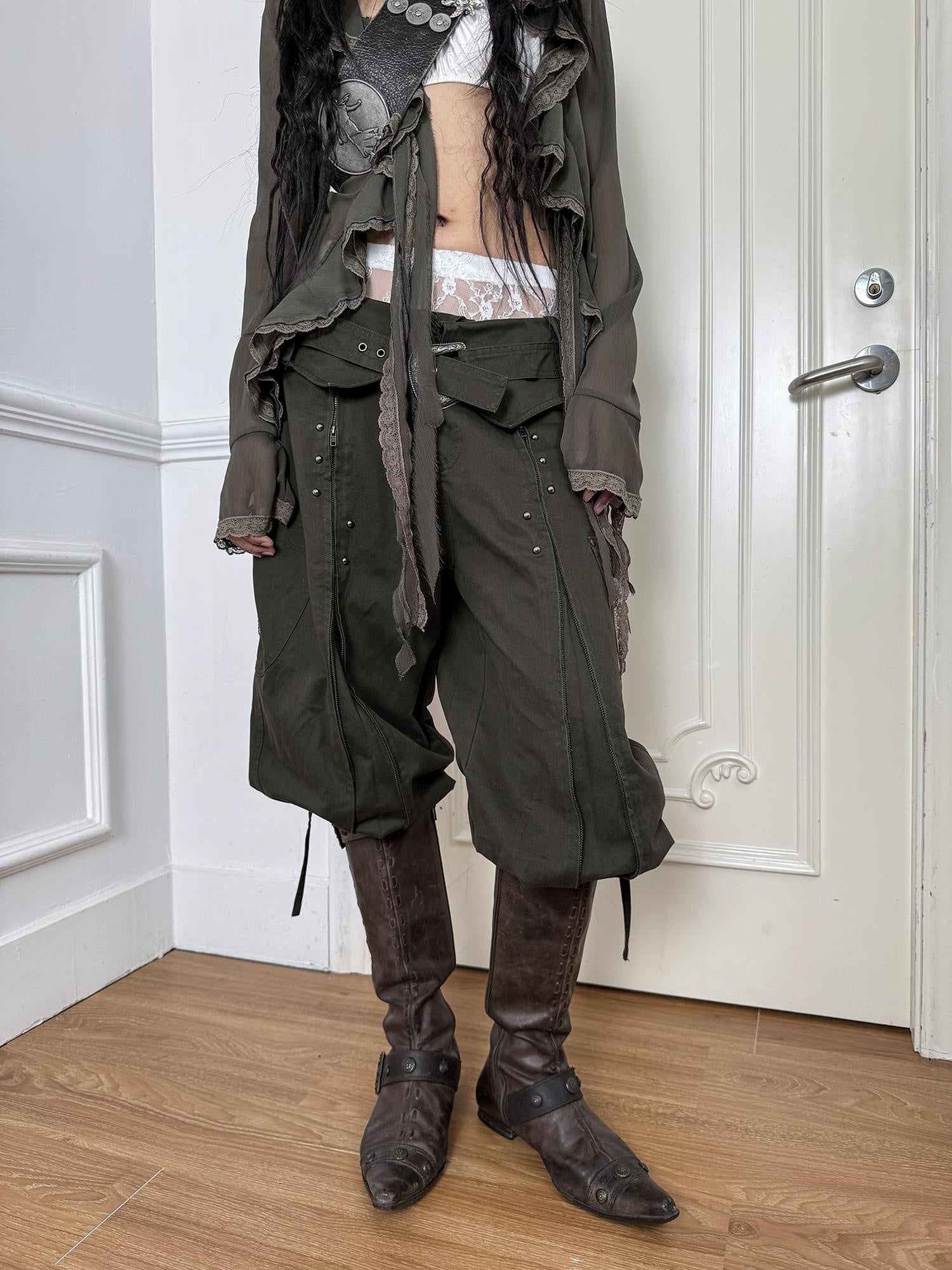 DoublePunch Durable Washed Cotton Low Waist Punk Cargo Wide Fit Women Button Detail Pants