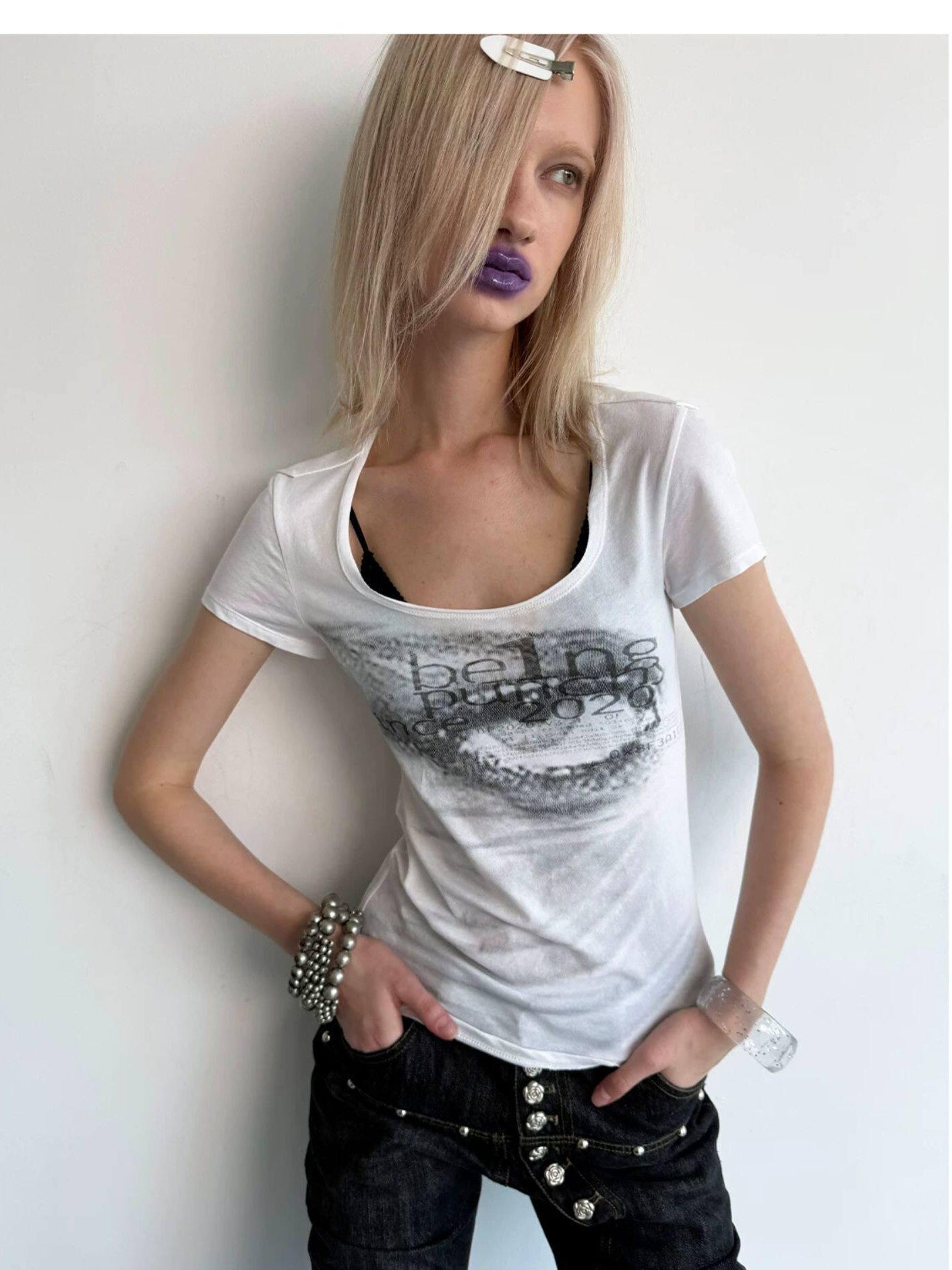 DoublePunch Illusion Print Low Round Neck Women&